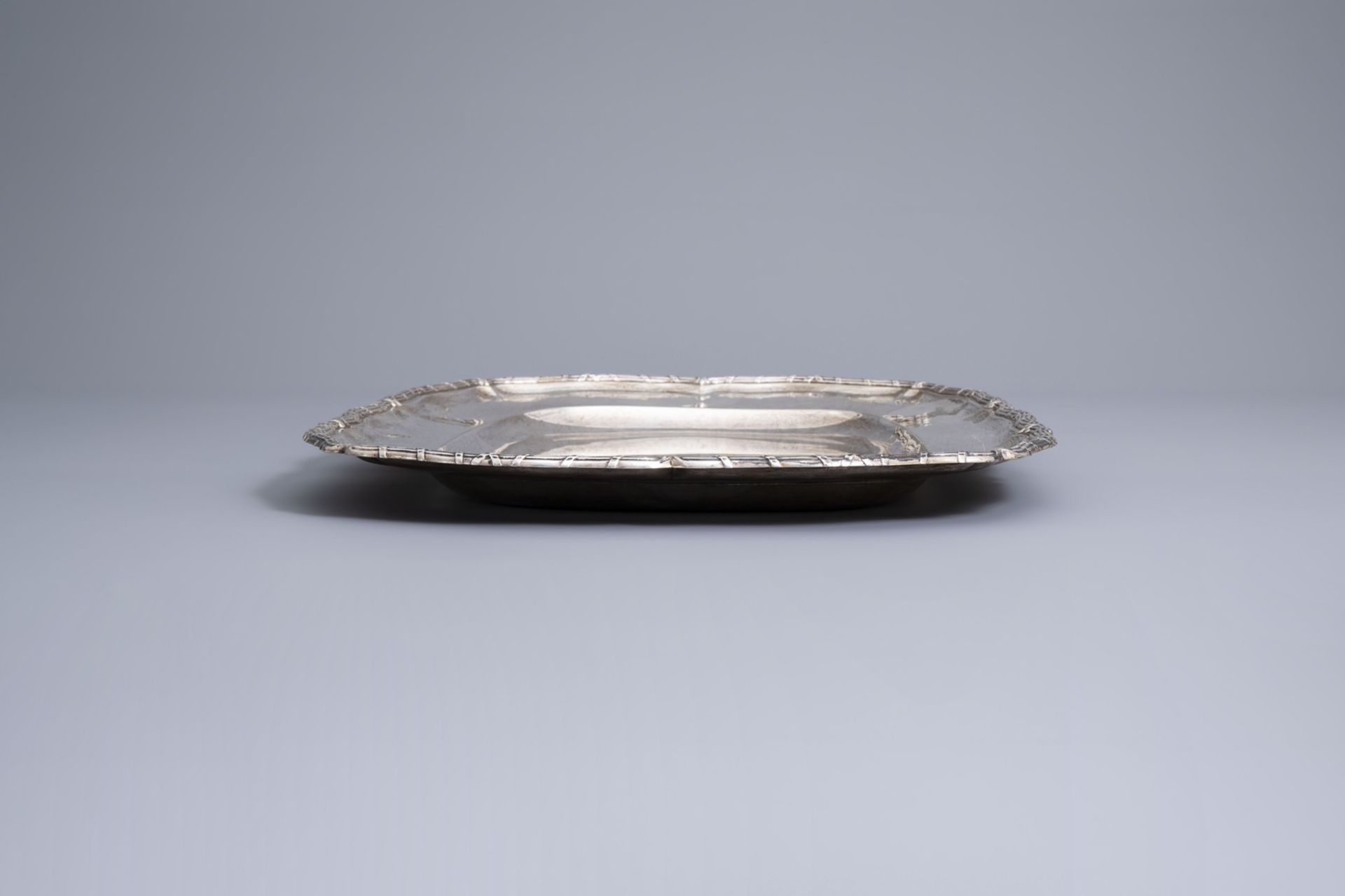 A Viennese silver tray in Louis XV style, 19th/20th C. - Image 6 of 8