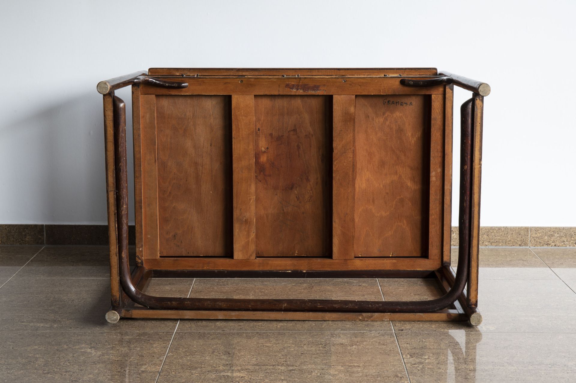 Attributed to Josef Hoffmann (1870-1956): A bentwood writing desk, Austria, beginning of the 20th C. - Image 8 of 12