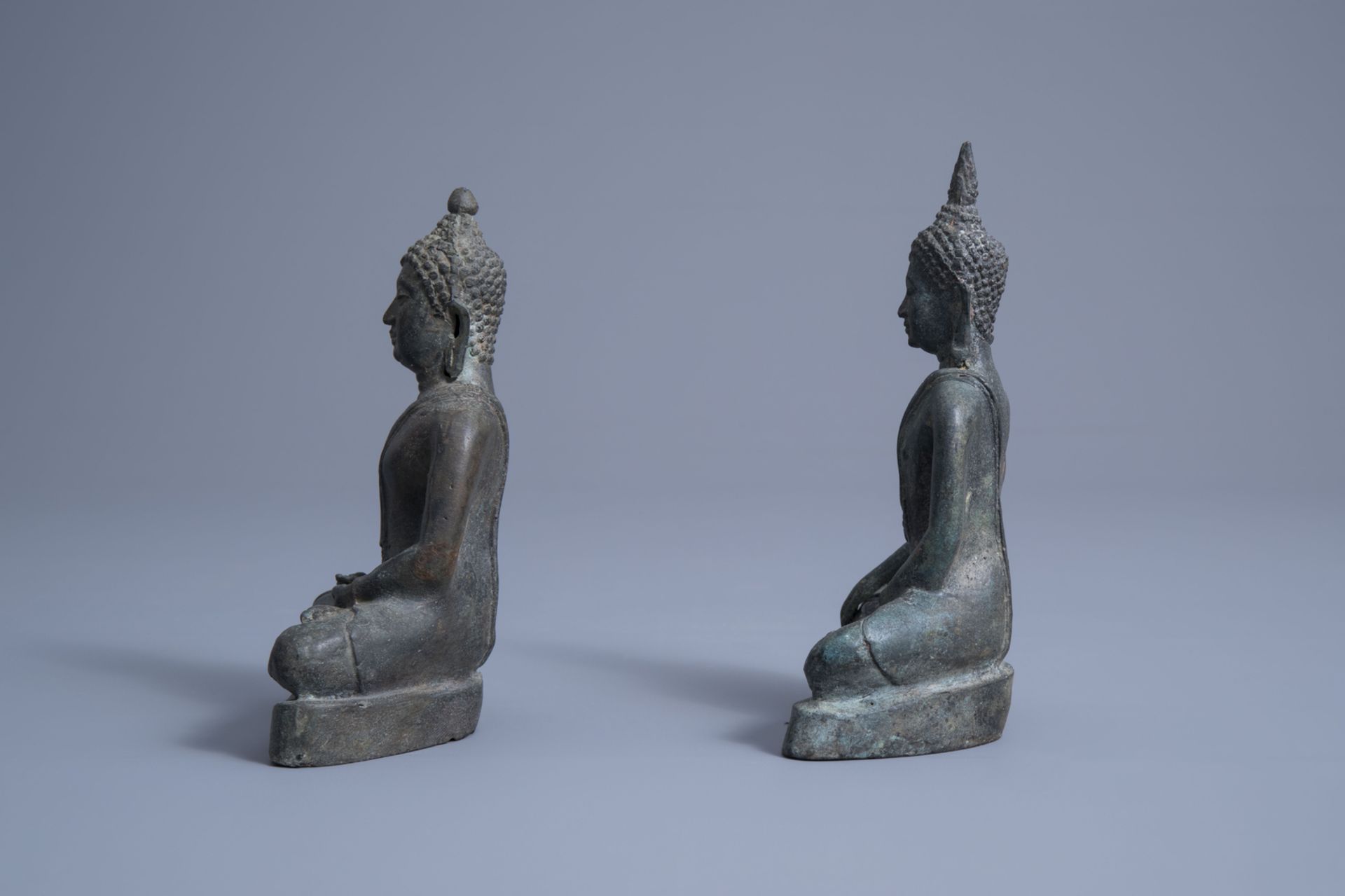 Two patinated bronze figures of Buddha, Laos or Cambodia, ca. 1900 - Image 4 of 7