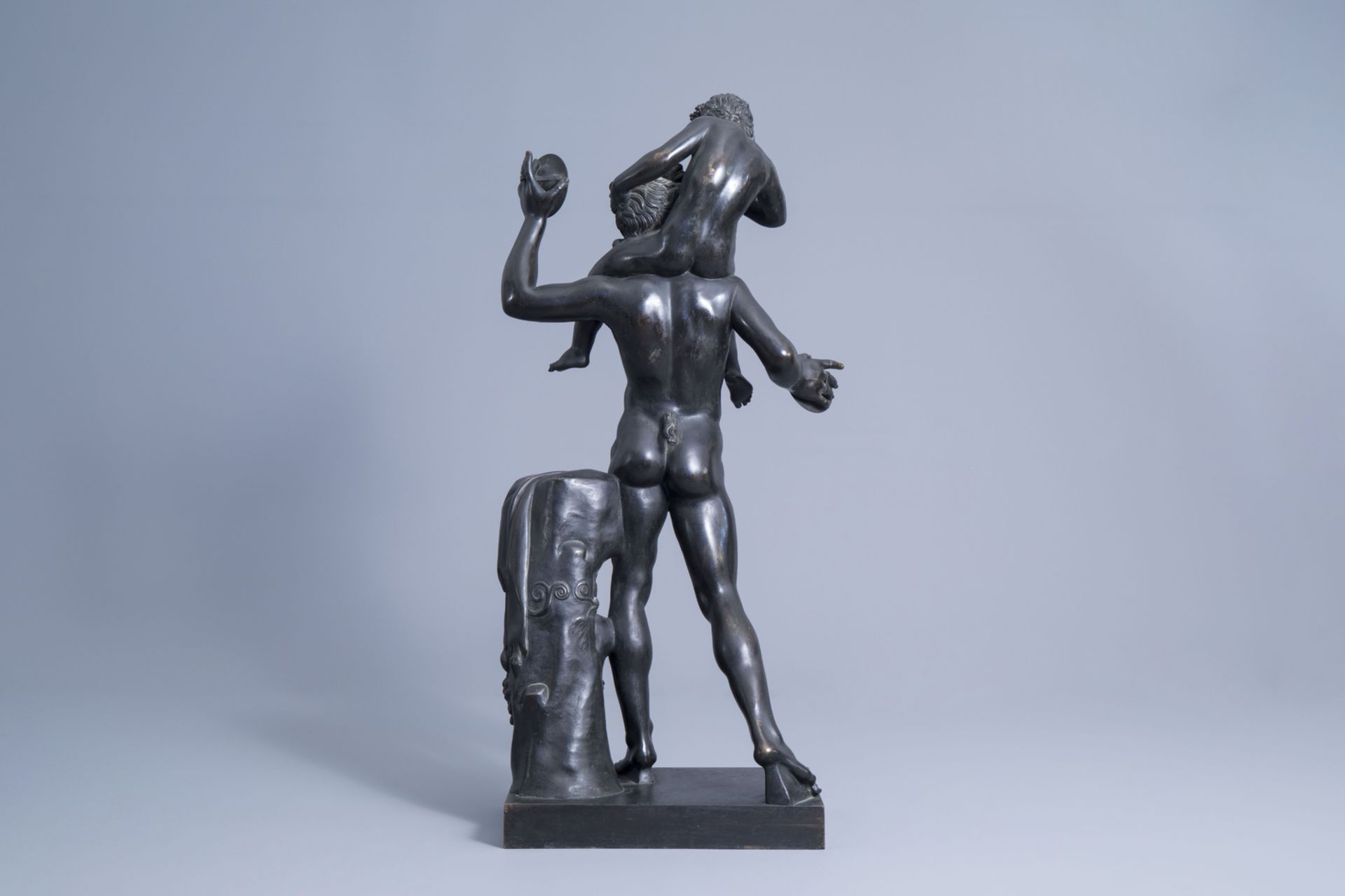 Sabatino de Angelis (1838-?): Young Bacchus and a faun making merry, patinated bronze, dated 1907 - Image 4 of 8
