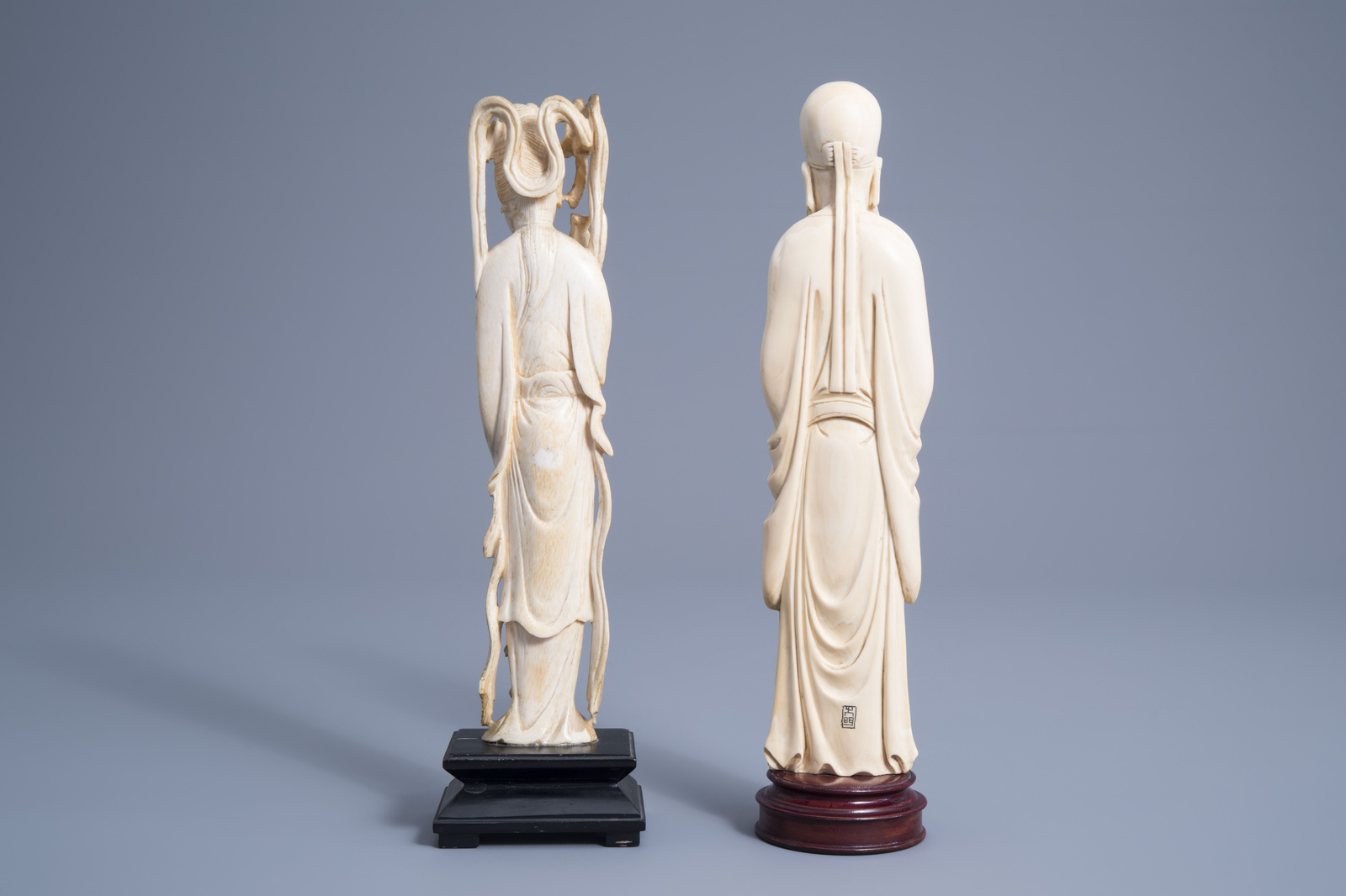 Two Chinese carved ivory figures of Immortals, early 20th C. - Image 4 of 7