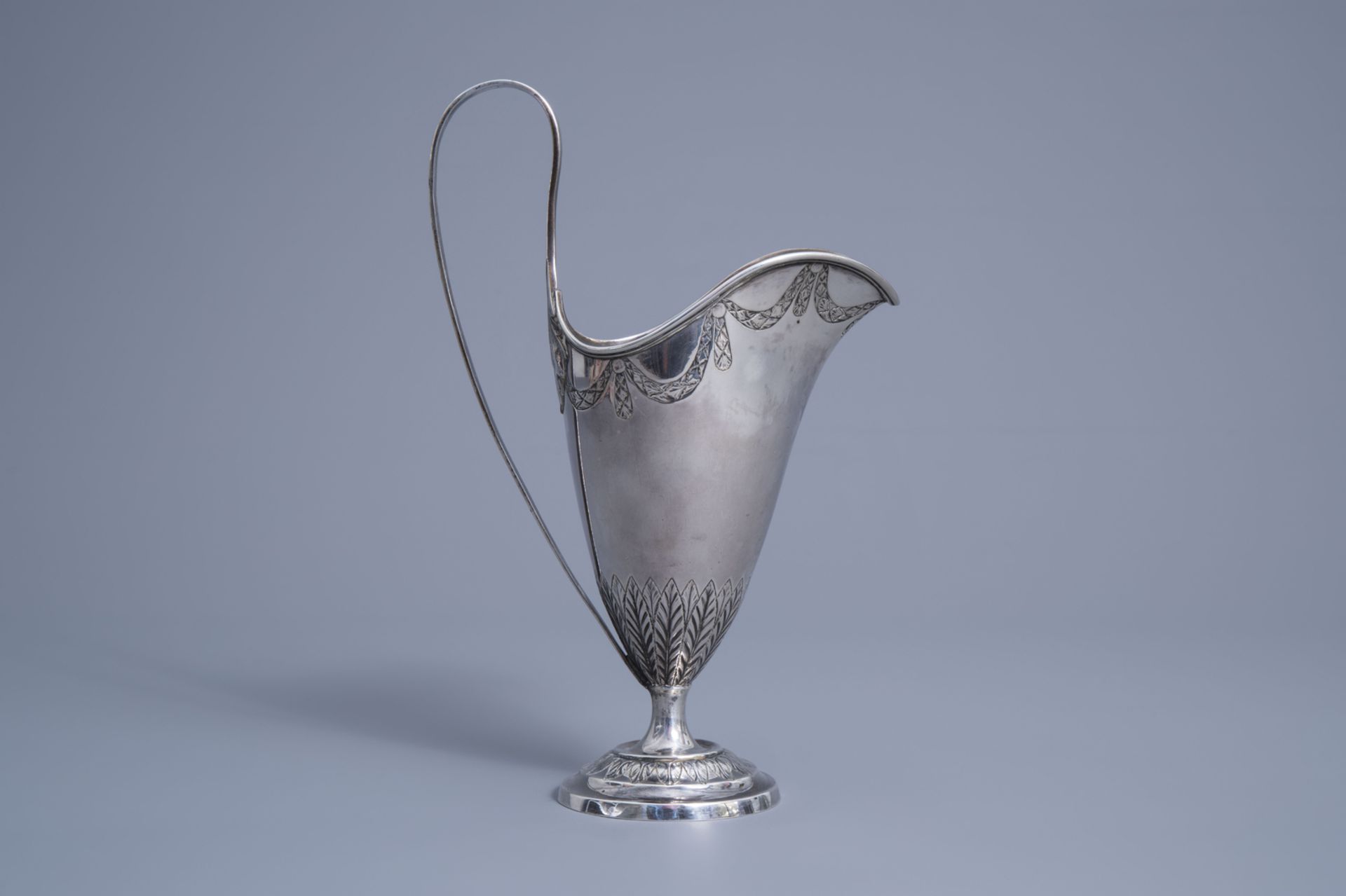 A French Neoclassic silver jug, maker's mark V with a flower, 18th/19th C. - Image 2 of 8