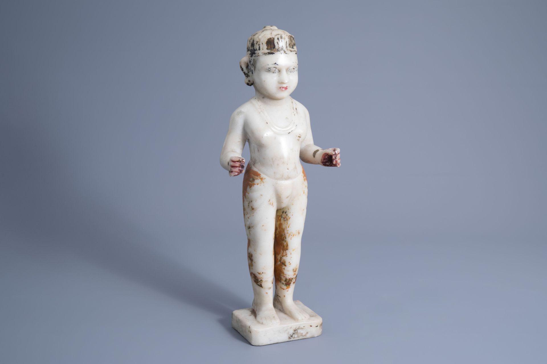 A Jain marble figure of Tirthankara, 19th C. - Image 7 of 7