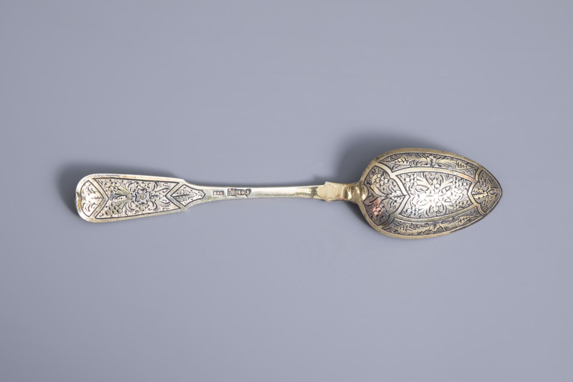 A varied collection of mainly Russian silver, 19th/20th C. - Image 16 of 21