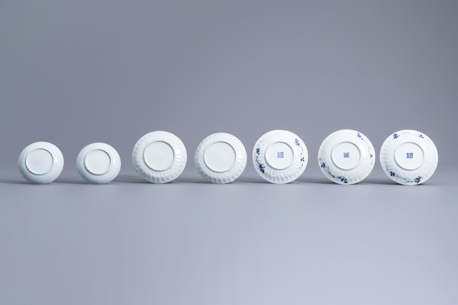 Nine Chinese blue and white cups and fourteen saucers, Kangxi - Image 5 of 16