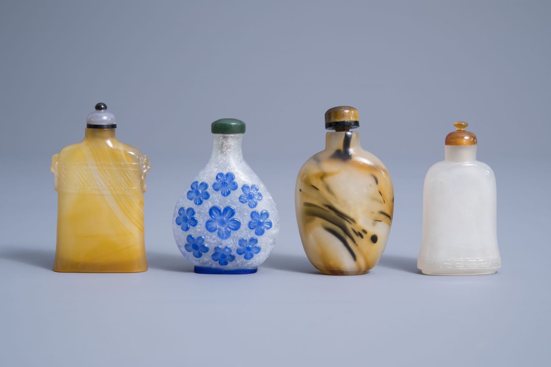 Eight various Chinese glass snuff bottles, 19th/20th C. - Image 2 of 13
