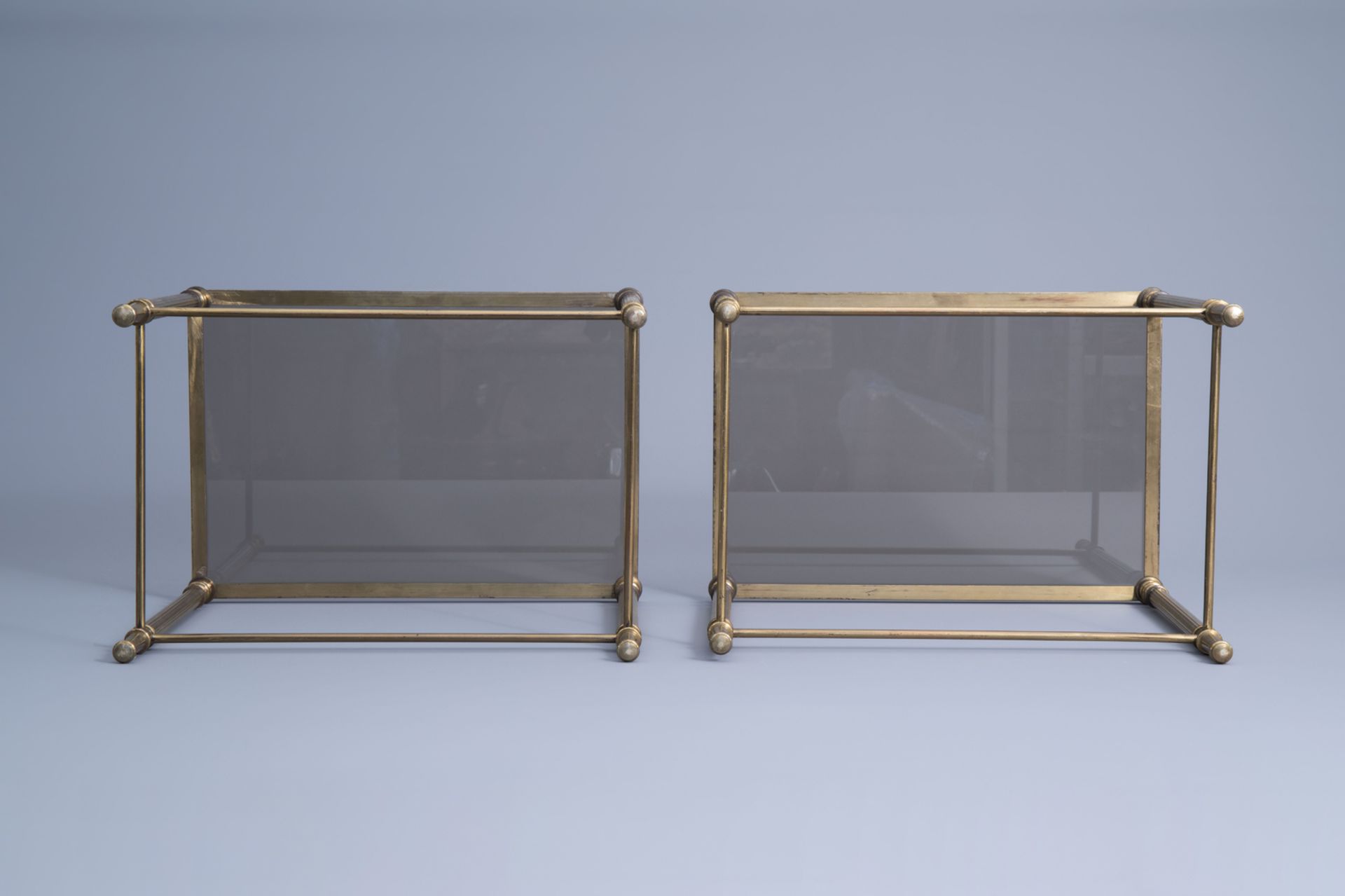 Two sets of three Maison Jansen rectangular gigogne side tables with a glass top, France, 1970's - Image 19 of 19