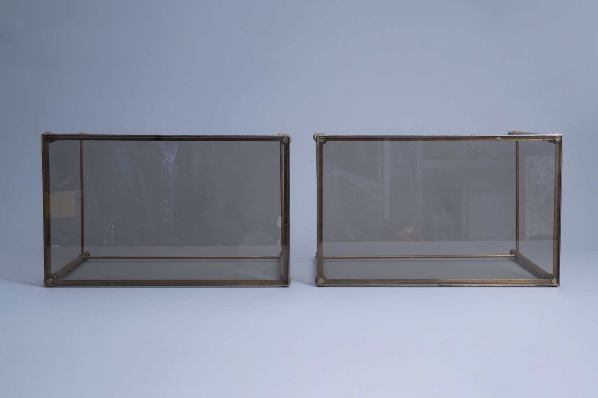 Two sets of three Maison Jansen rectangular gigogne side tables with a glass top, France, 1970's - Image 6 of 19