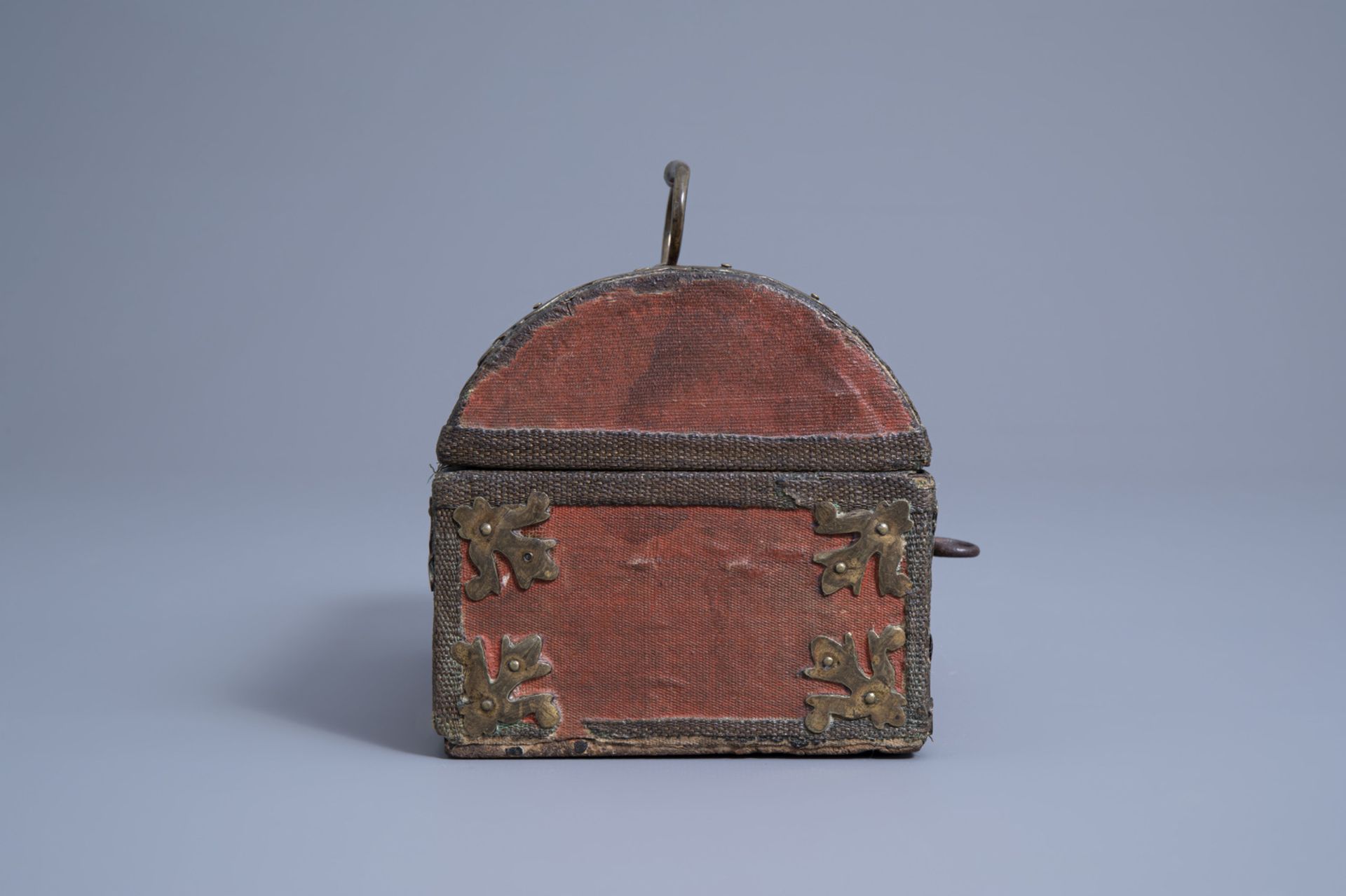 A French brass mounted and lined wooden jewelry or valuables box, 18th C. - Image 3 of 8