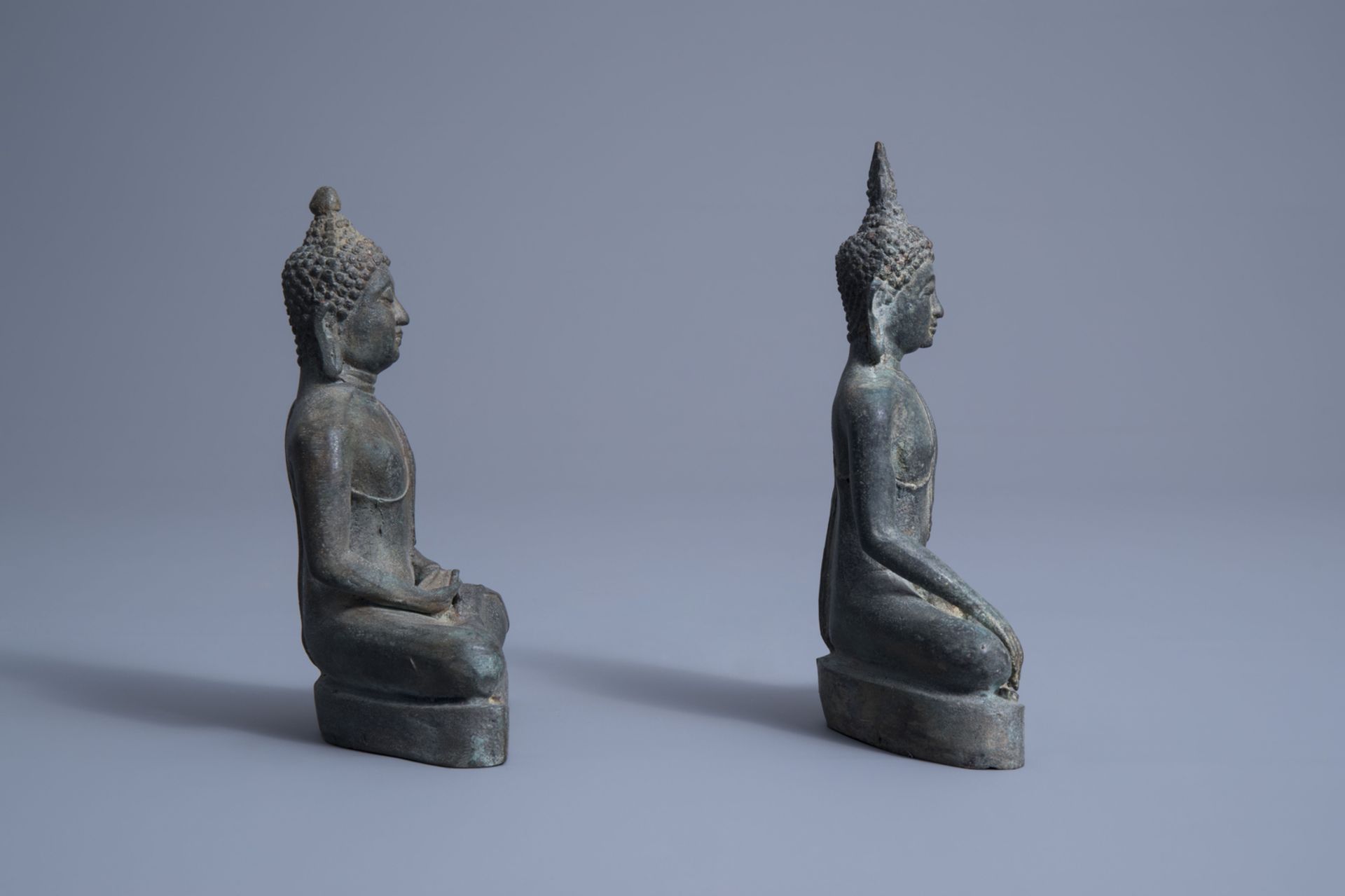 Two patinated bronze figures of Buddha, Laos or Cambodia, ca. 1900 - Image 2 of 7
