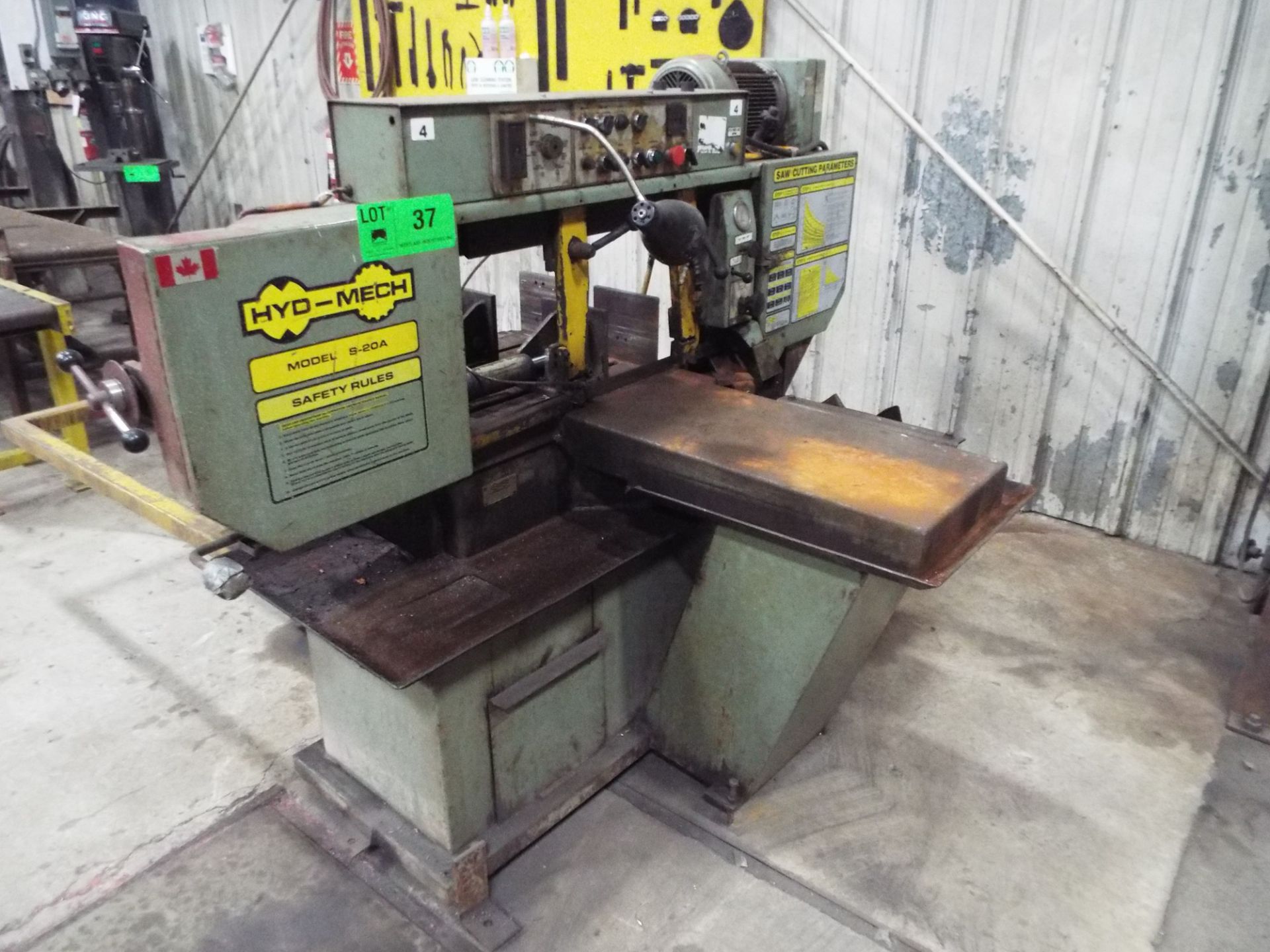 HYD-MECH S20-A AUTOMATIC HORIZONTAL BAND SAW WITH 13"X18" MAX. CAPACITY, 35"/MIN MAX. FEED RATE,