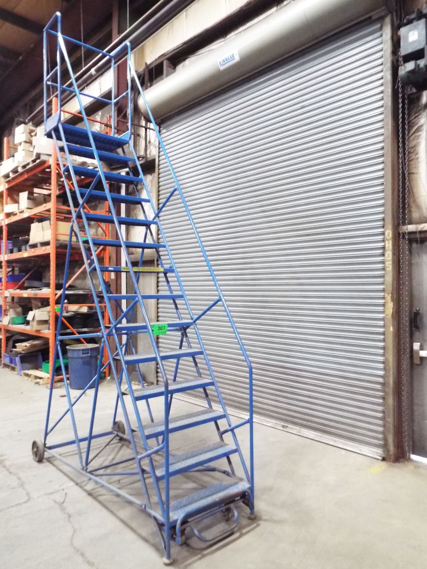 120" ROLLING SHOP LADDER