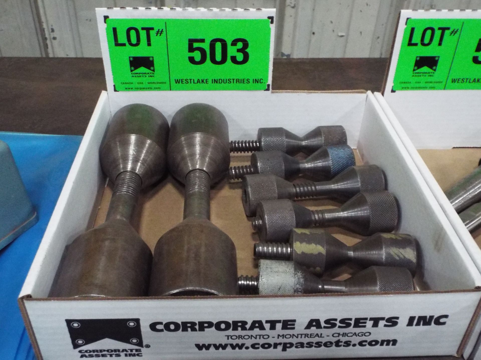 LOT/ ADJUSTABLE CLAMPING