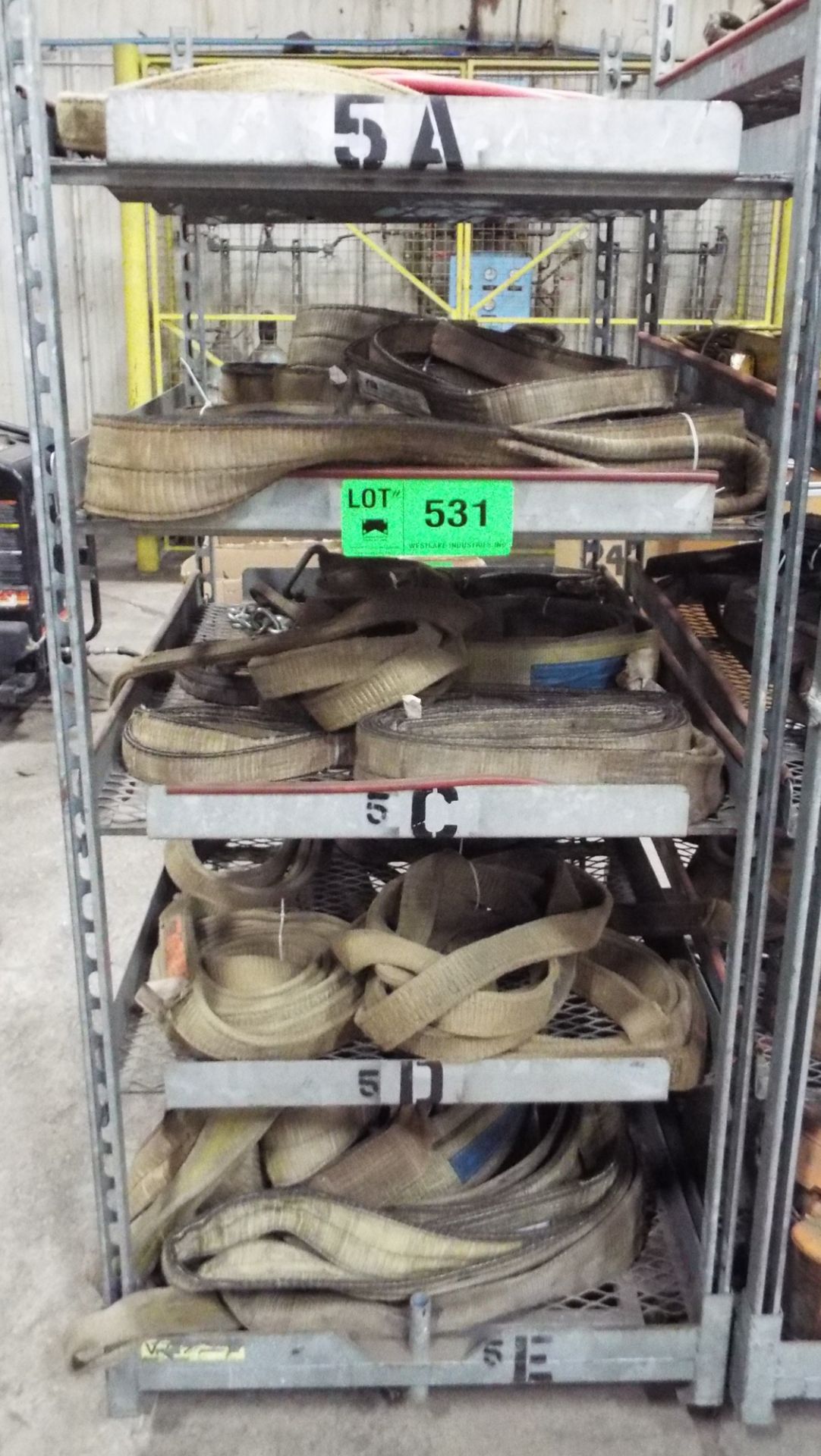 LOT/ ROLLING SHELF WITH LIFTING STRAPS