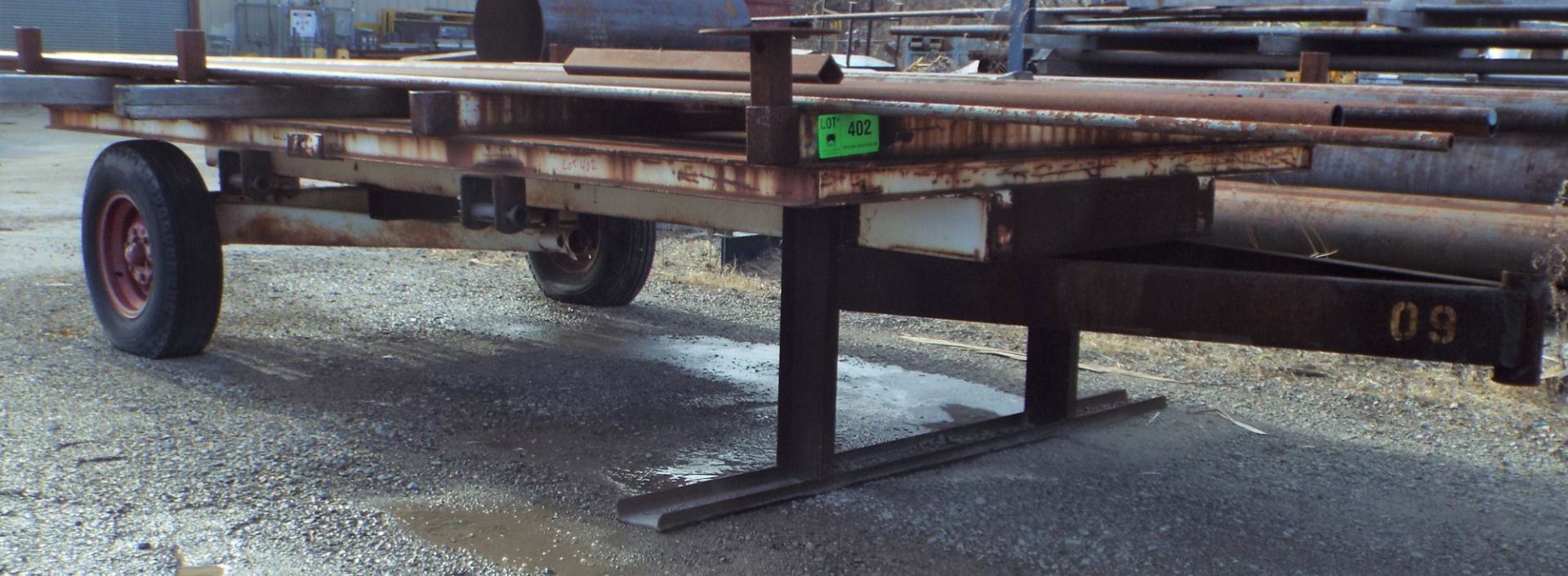 7'X11' SINGLE AXLE FLATBED YARD TRAILER (NO CONTENTS) (NOT REGISTERED, NOT ROAD WORTHY) (DELAYED