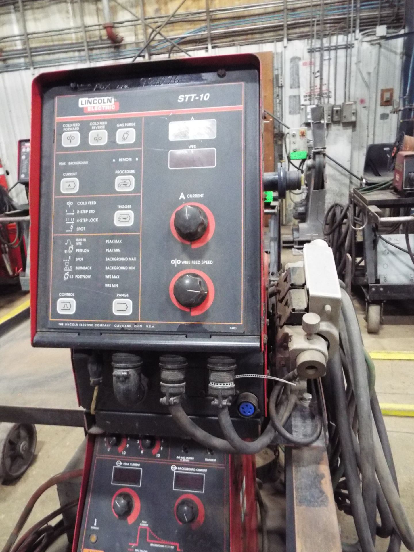 LINCOLN INVERTEC STT II DIGITAL MIG WELDER WITH LINCOLN STT-10 DIGITAL WIRE FEEDER, S/N: N/A - Image 2 of 3