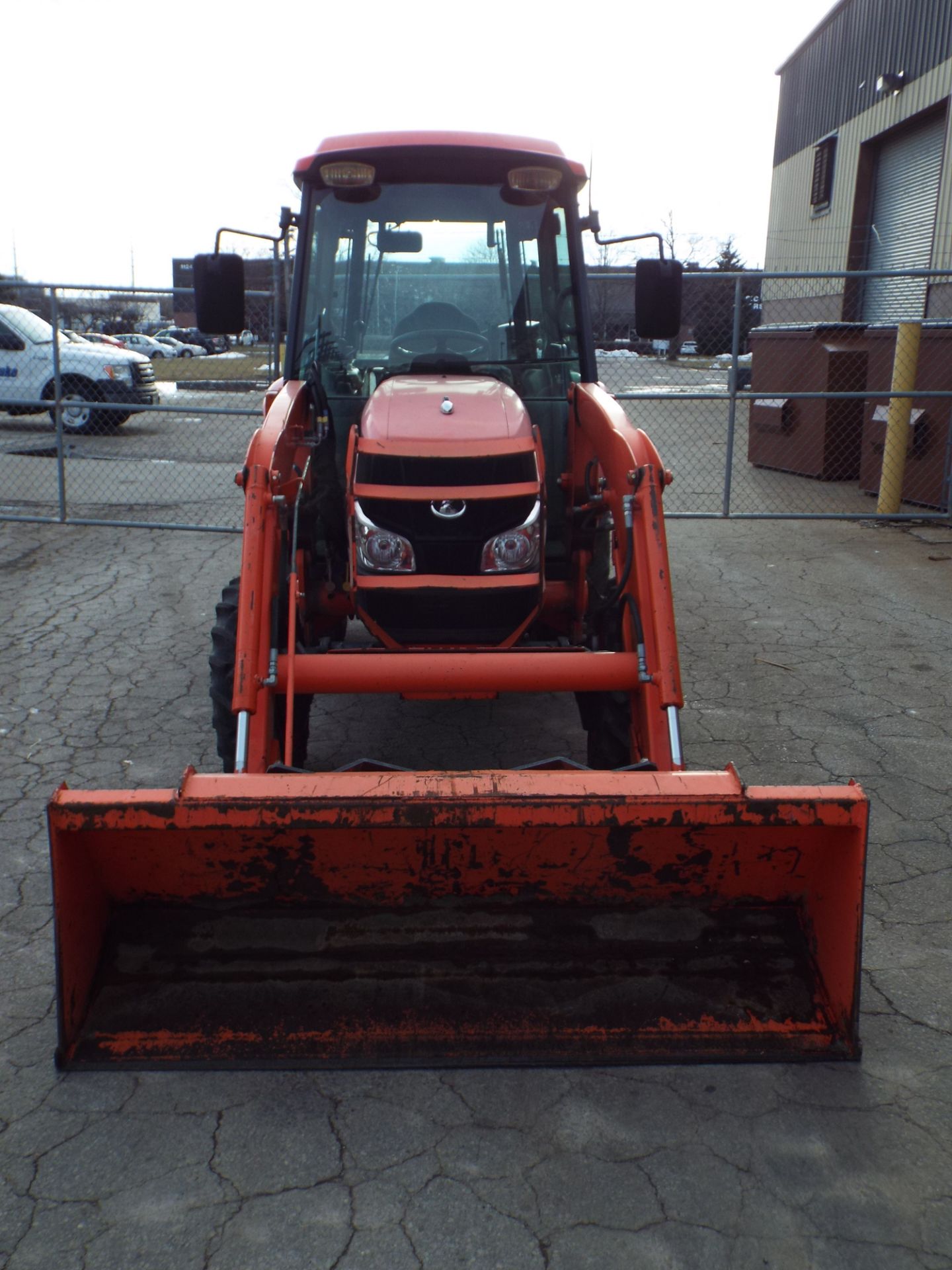 KUBOTA L3540 COMPACT UTILITY TRACTOR WITH KUBOTA 1.8L 3 CYLINDER DIESEL ENGINE, HST PLUS HYDROSTATIC - Image 4 of 11
