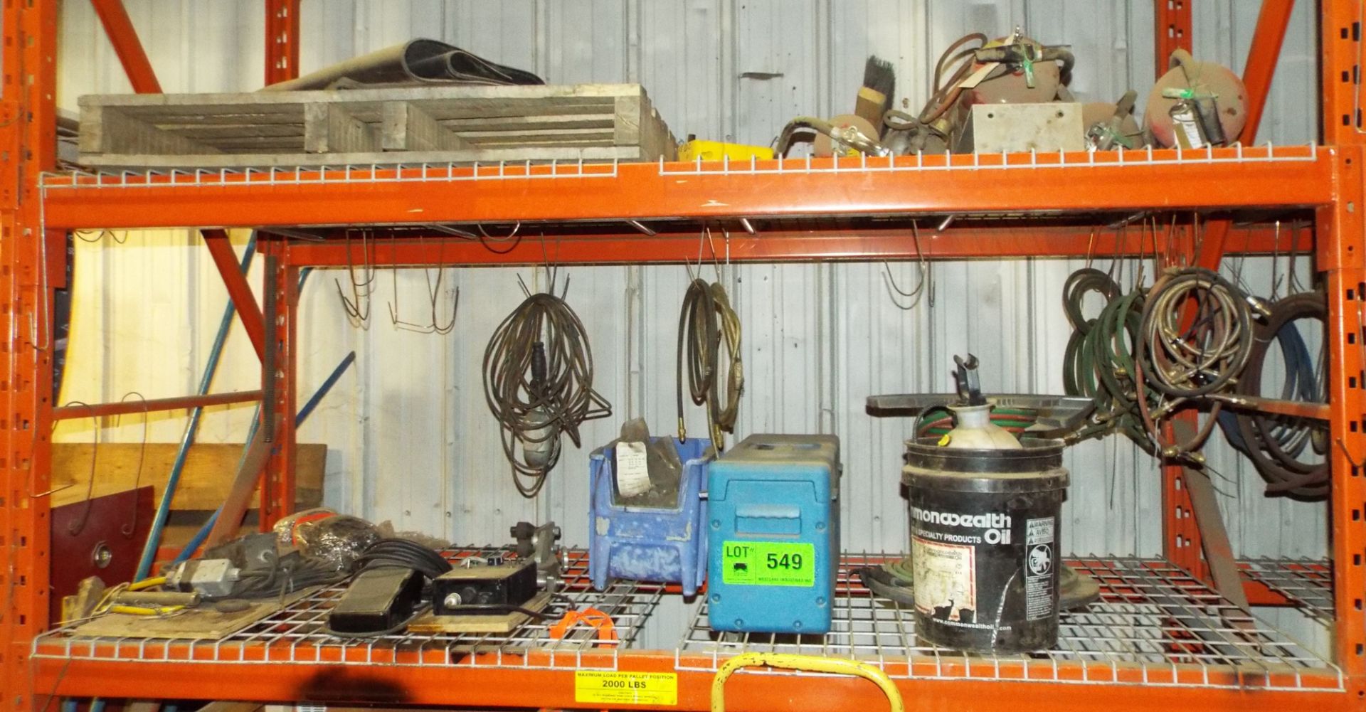 LOT/ CONTENTS OF RACK INCLUDING STRAPPING CADDY, OXY-ACET HOSE, AND DEWALT GRINDERS - Image 4 of 5