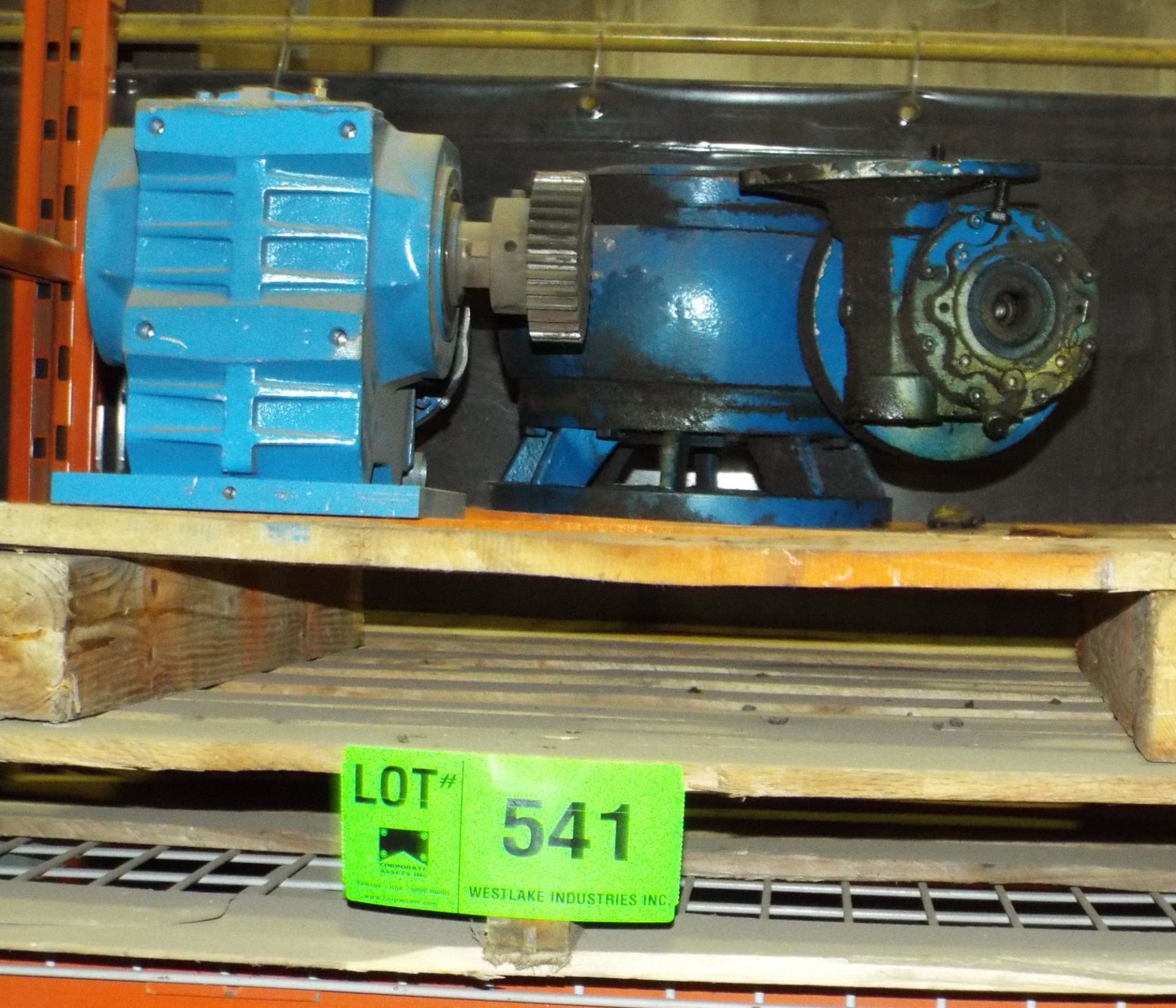 LOT/ GEAR BOXES WITH MOTORS