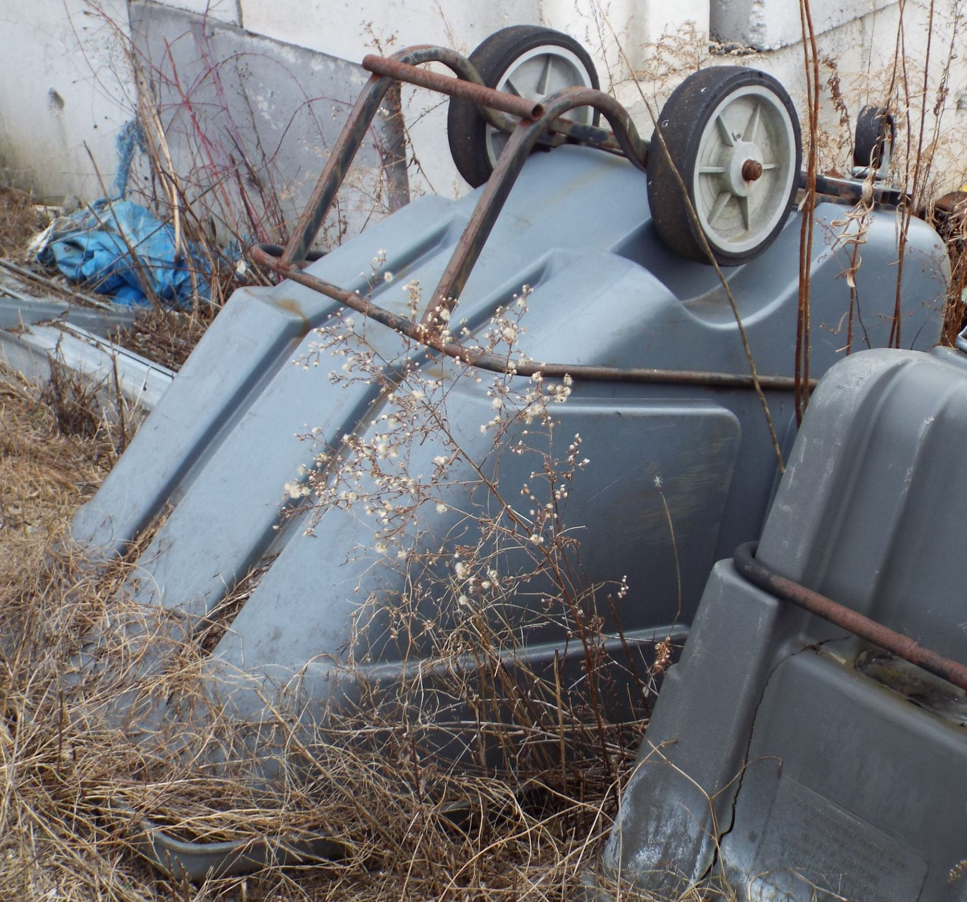 LOT/ (5) ROLLING WASTE HOPPERS - Image 2 of 3