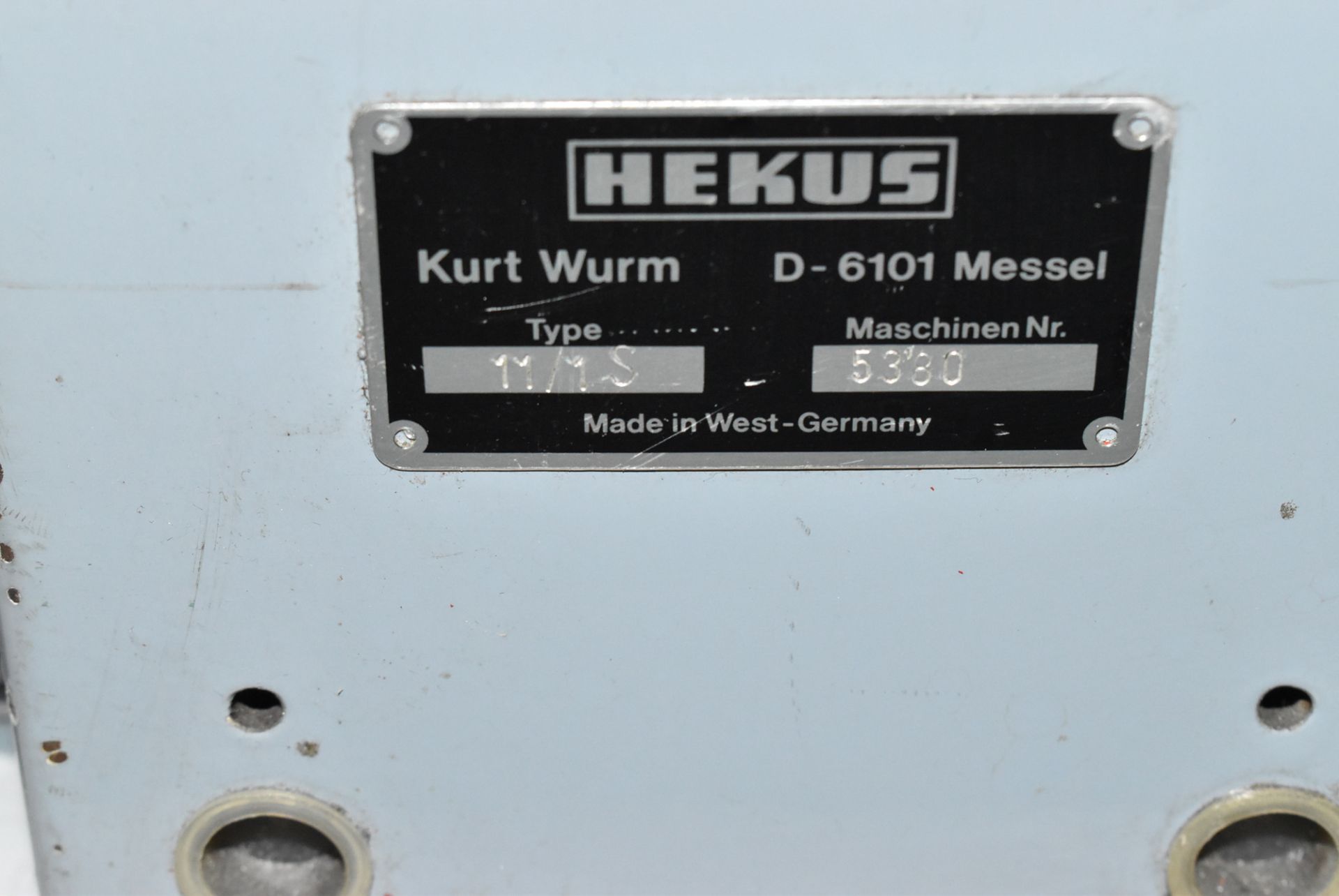 HEKUS 11/1S BENCH TYPE PRESS WITH 600 MM X 550 MM TABLE, S/N 5380 (BAU 13) [Removal Fee = € 27. - Bild 3 aus 4