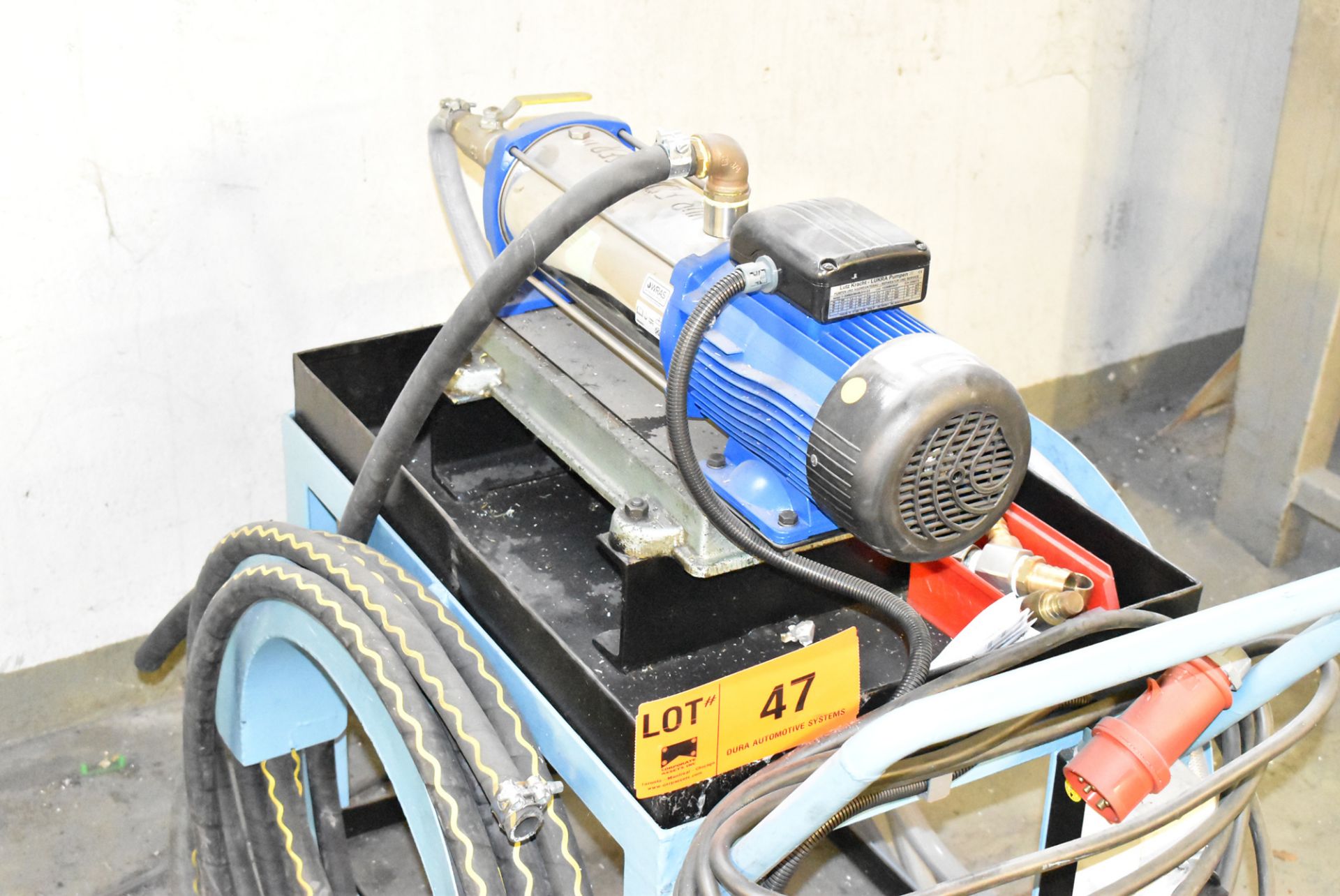 1.5 KW PORTABLE WATER PUMP, S/N N/A (BAU 9) [Removal Fee = € 27.50 + applicable VAT - Gerritsen