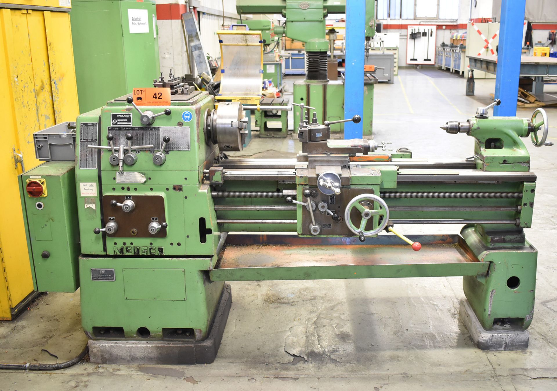 MEUSER MOL GAP BED ENGINE LATHE WITH 480 MM SWING, 1400 MM BETWEEN CENTERS, 40 MM SPINDLE BORE,