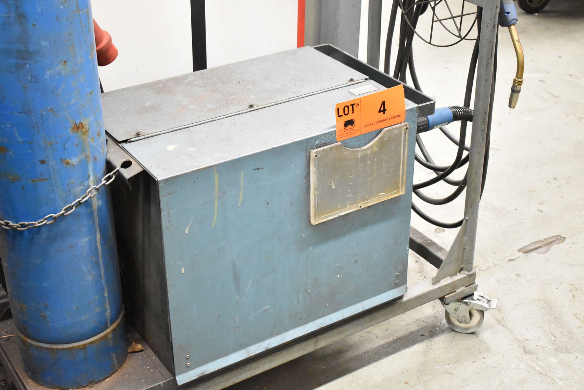 ESS MIG MAG 302 M PORTABLE MIG WELDER WITH CABLES AND GUN, S/N 58074 (NO TANK) (BAU 9) [Removal - Image 2 of 5