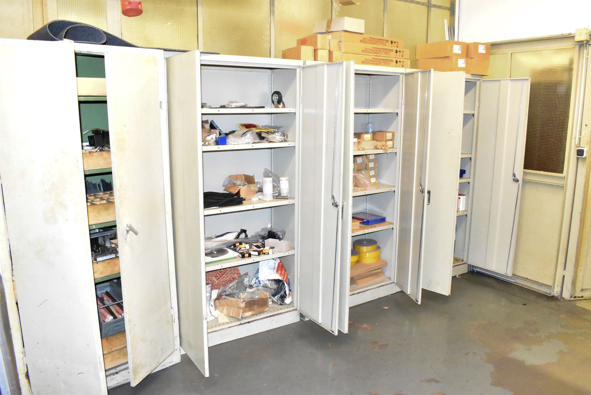 LOT/ CONTENTS OF ROOM - PARTS AND R&D COMPONENTS WITH CABINETS (BUILDING SERVICES AND FIXED ITEMS - Image 3 of 5