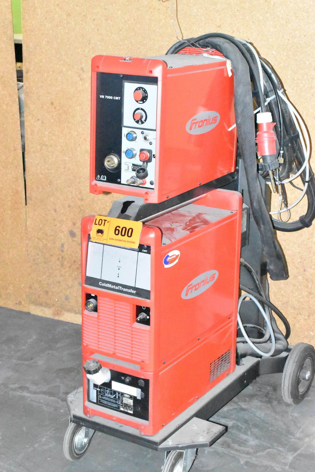 FRONIUS TRANSPLUS SYNERGIC 4000 CMT MIG WELDER WITH WIRE FEEDER CABLES AND GUN, S/N 16160071 (BAU