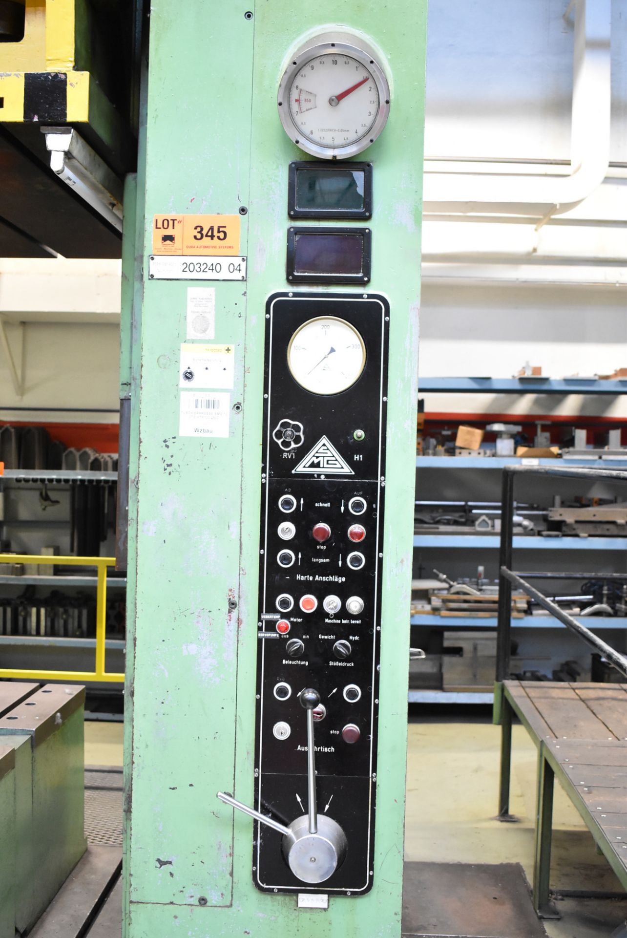 SMG HTP 100-2500/1500 100 TON CAPACITY STRAIGHT SIDE HYDRAULIC TRYOUT PRESS WITH CONVENTIONAL - Image 3 of 11