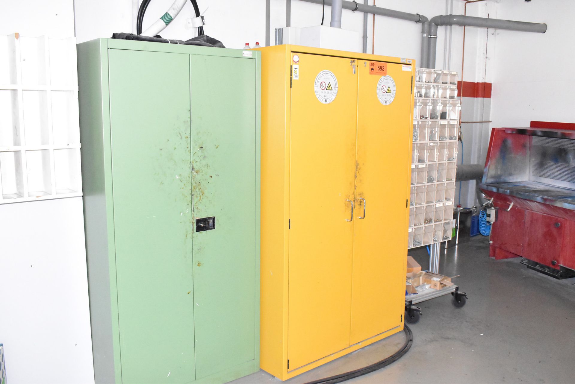 LOT/ METAL STORAGE CABINETS (BAU 57) [Removal Fee = € 55 + applicable VAT - Gerritsen Projects BV] - Image 2 of 3