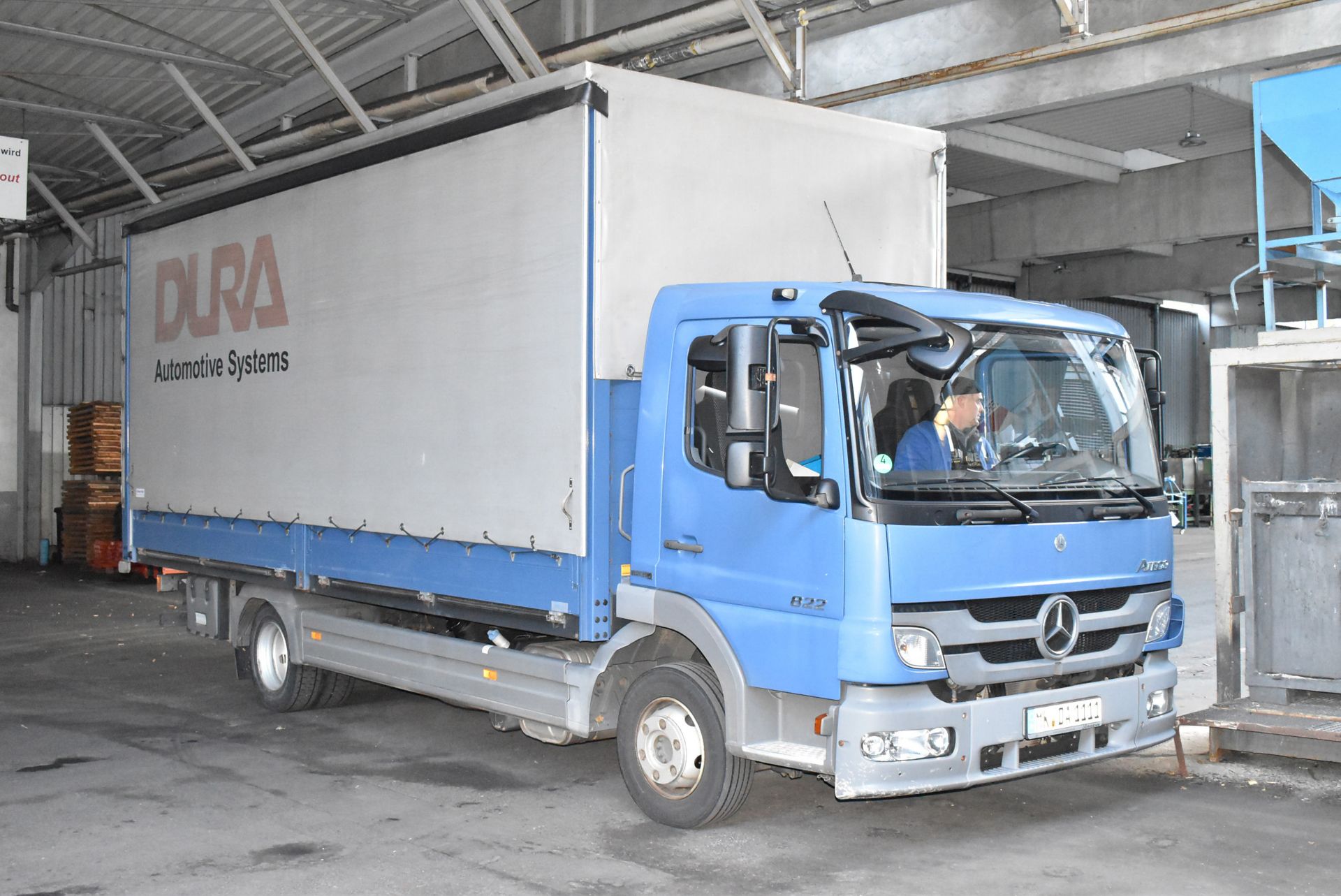 MERECEDES BENZ (2011) MODEL 822 ATEGO DEISEL FLATBED TRUCK WITH 6 SPEED MANNUAL TRANSMISSION - Bild 16 aus 24