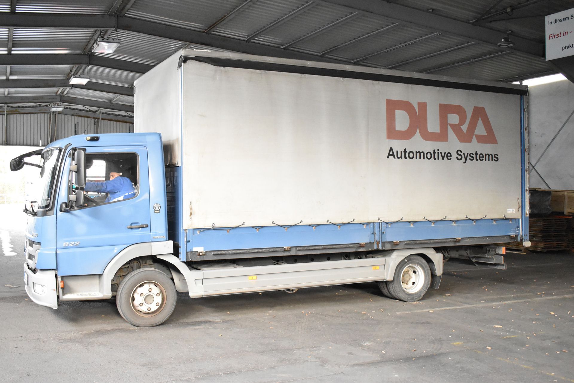 MERECEDES BENZ (2011) MODEL 822 ATEGO DEISEL FLATBED TRUCK WITH 6 SPEED MANNUAL TRANSMISSION - Bild 21 aus 24