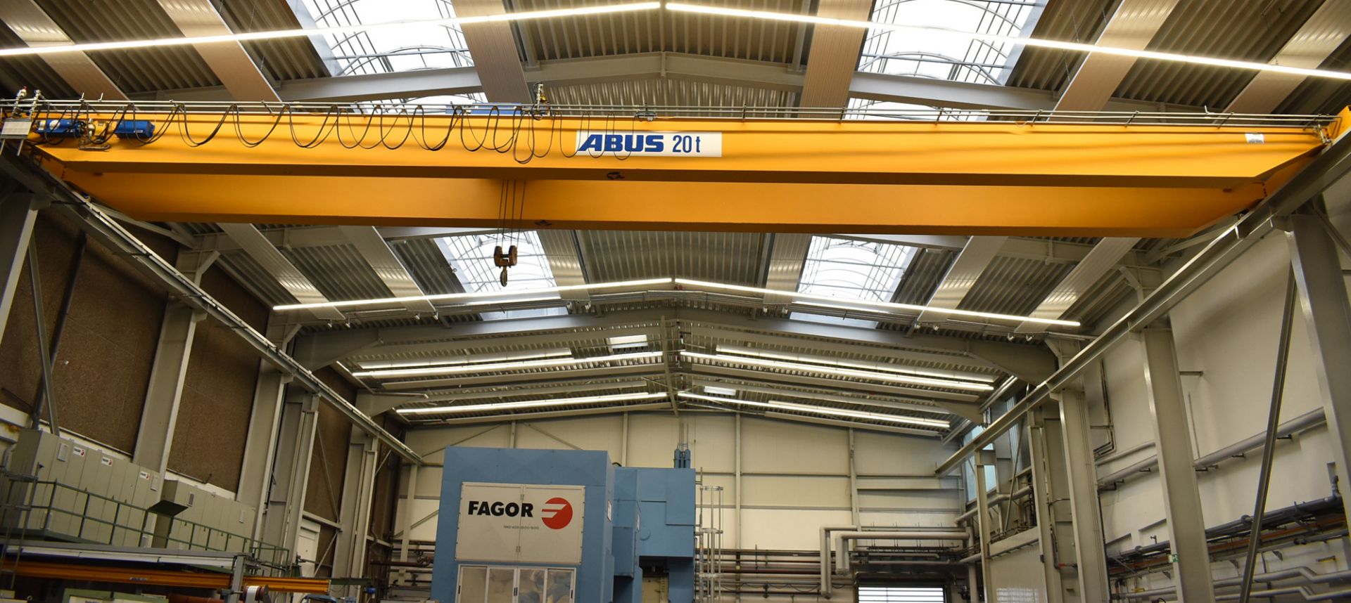 ABUS (2018) 20 TON CAPACITY DOUBLE GIRDER TOP RUNNING OVERHEAD CRANE WITH 24.75 M SPAN, 9.5 M HEIGHT