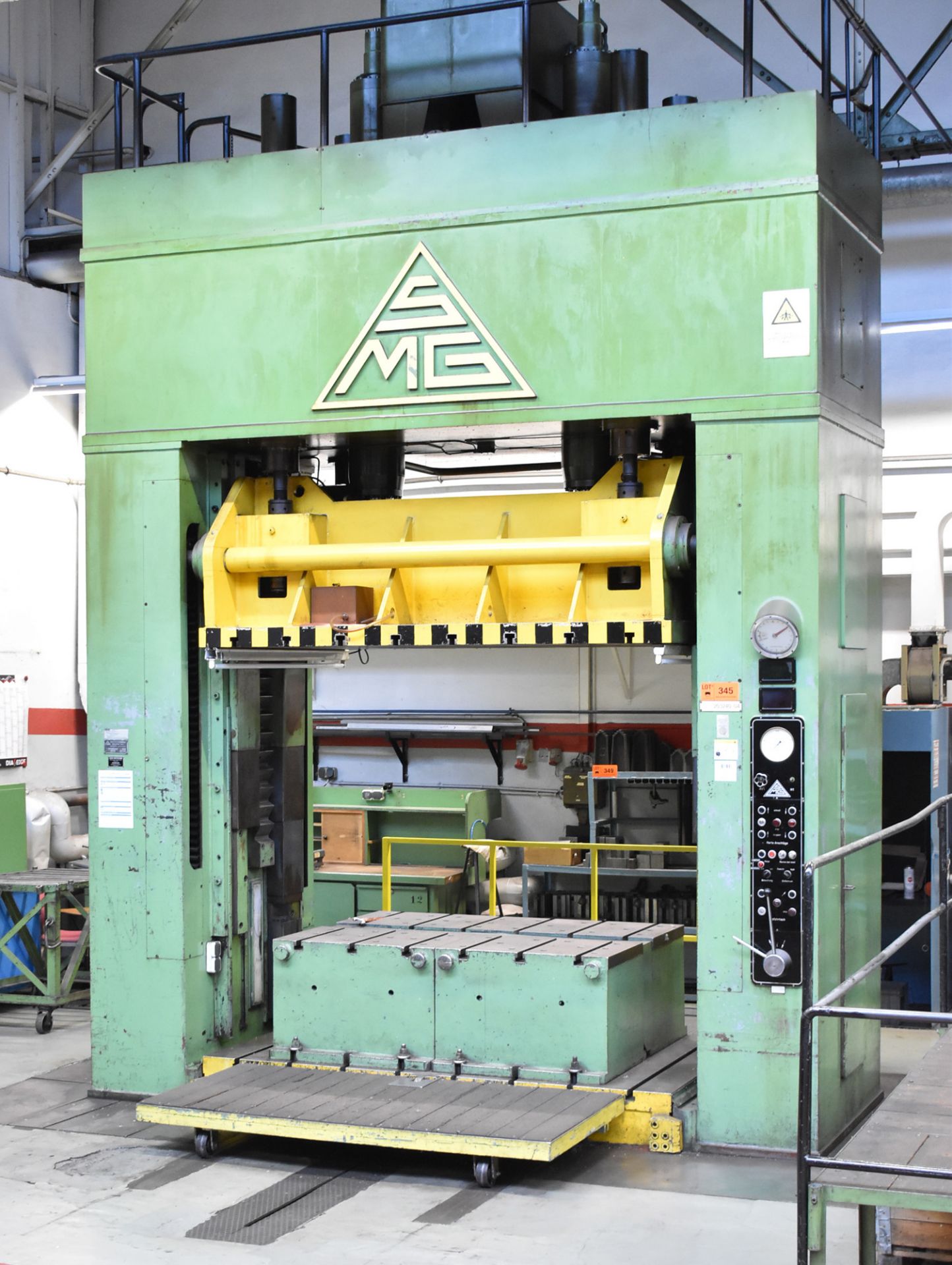 SMG HTP 100-2500/1500 100 TON CAPACITY STRAIGHT SIDE HYDRAULIC TRYOUT PRESS WITH CONVENTIONAL - Image 2 of 11