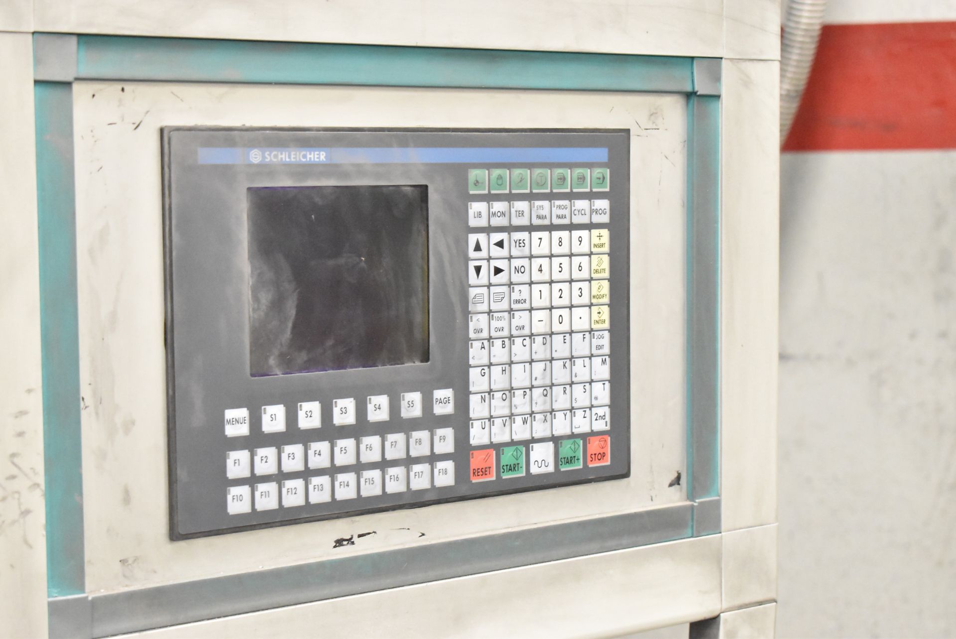 MAKA 7 AXIS CNC MACHINING CENTER WITH SIEMENS SINEUMERIK TOUCH SCREEN CNC CONTROL, FULL SOUNDPROOF - Image 7 of 9