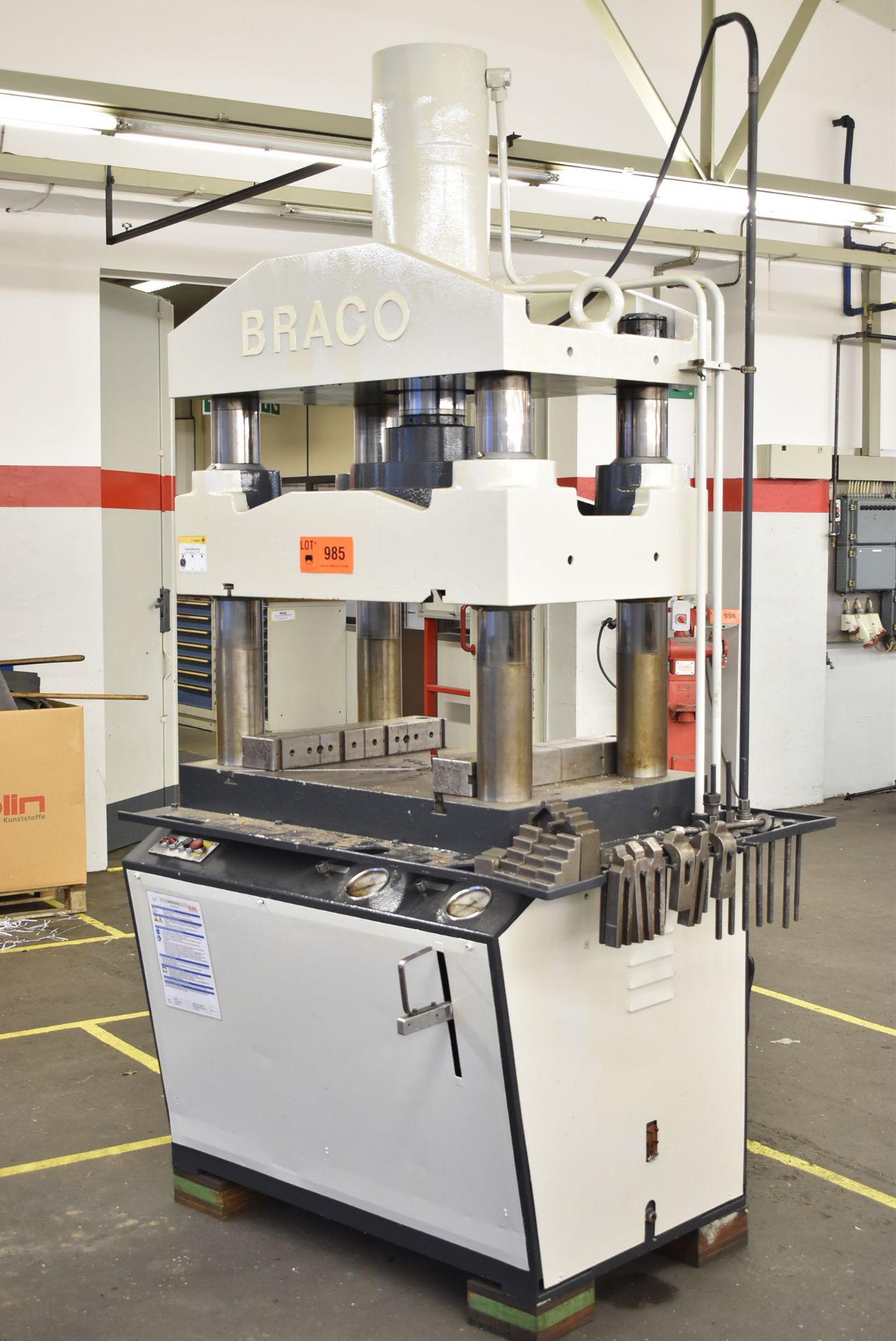 BRACO POS 100EZ 100 TON CAPACITY FOUR POST HYDRAULIC TRYOUT PRESS WITH 1090 MM X 690 MM TABLE, 750 - Image 3 of 8