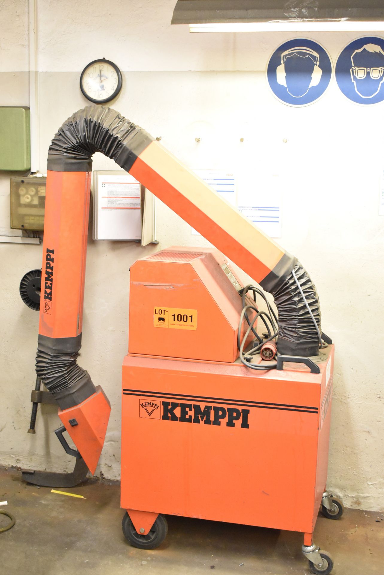 KEMPPI M1100 PORTABLE WELDING FUME EXTRACTOR, S/N N/A (SEL) [Removal Fee = € 27.50 + applicable