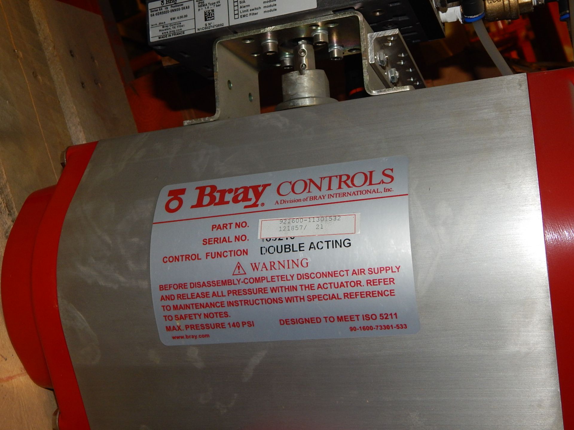 LOT/ BRAY CONTROLS DOUBLE ACTING RELIEF VALVES (CMD) - Image 4 of 4
