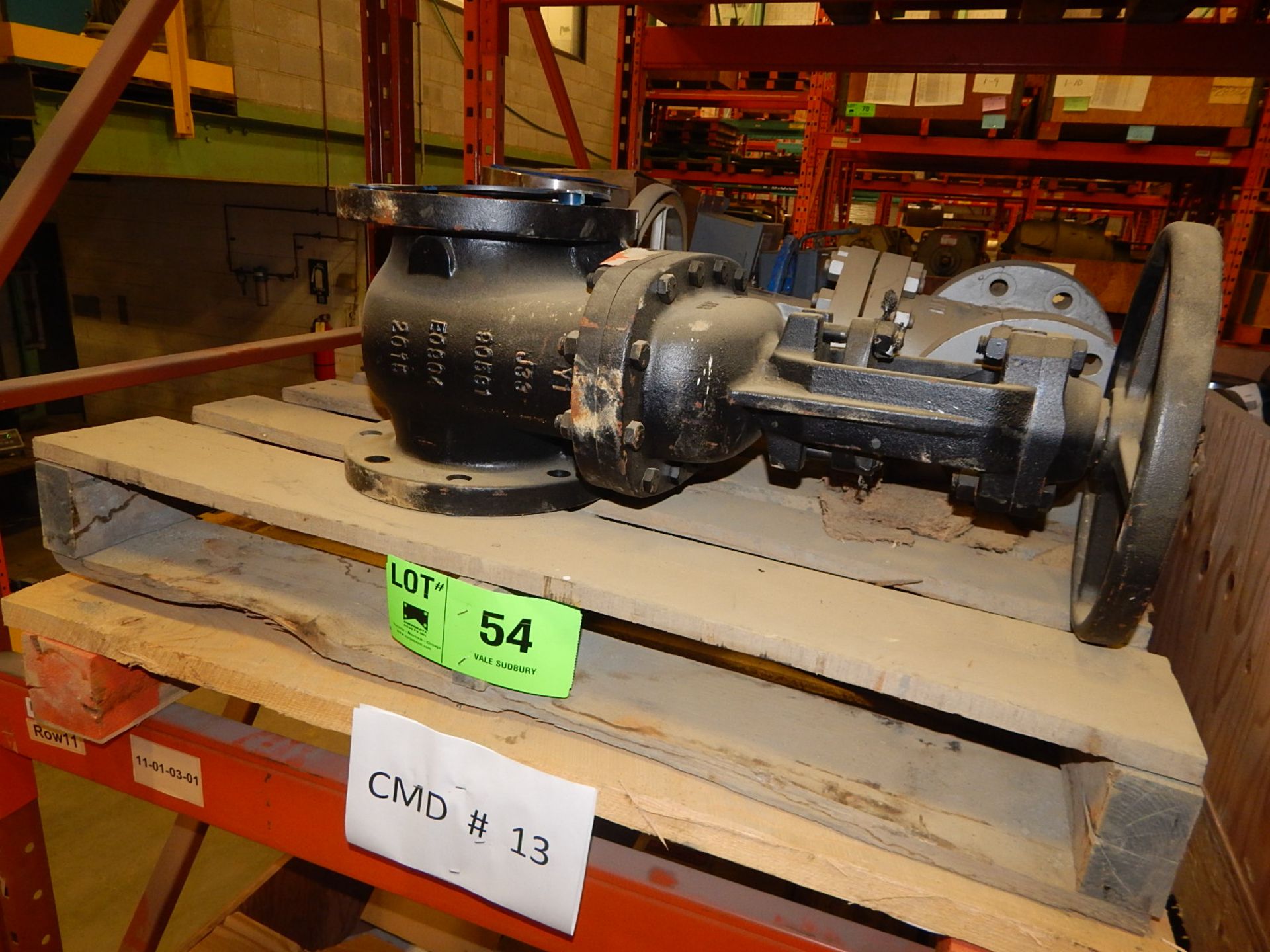 LOT/ 4" AND 6" VALVES (CMD)