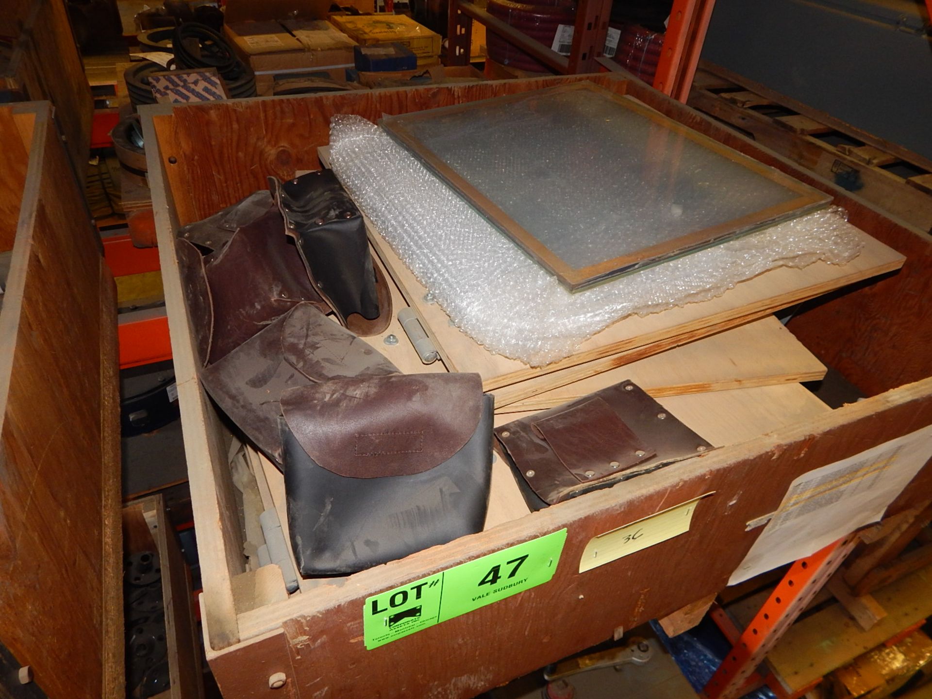 LOT/ SAFETY GLASS AND LEATHER PUNCHES (CMD) - Image 2 of 2