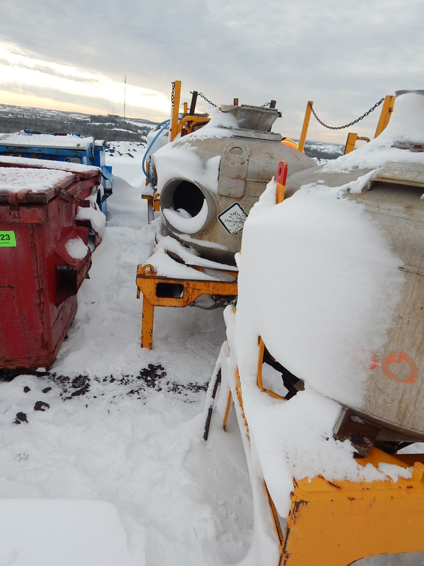 LOT/ (2) ANFO LOADER TANKS (YARD 1) - Image 3 of 4