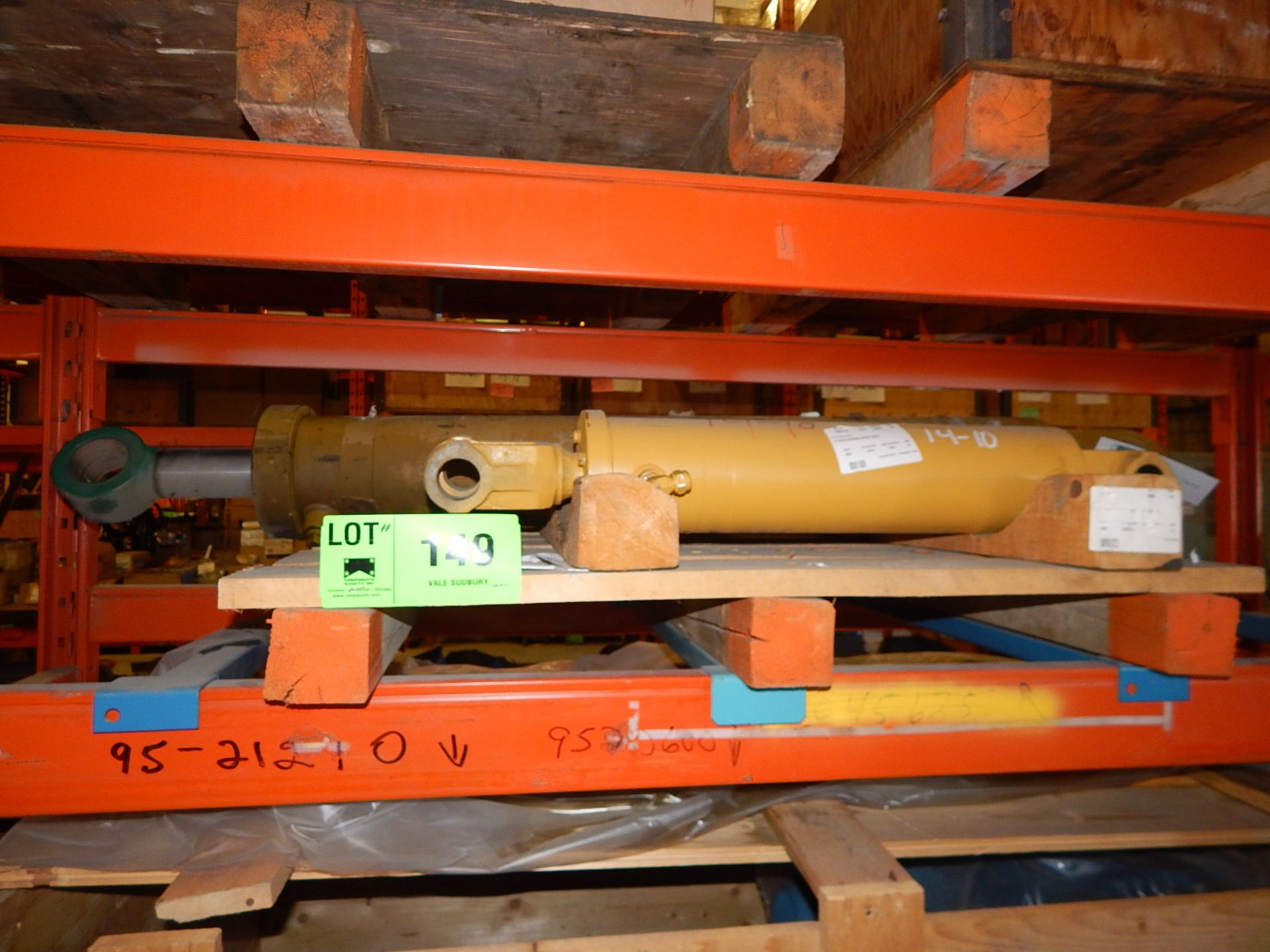 LOT/ HYDRAULIC CYLINDERS (CMD) - Image 2 of 3