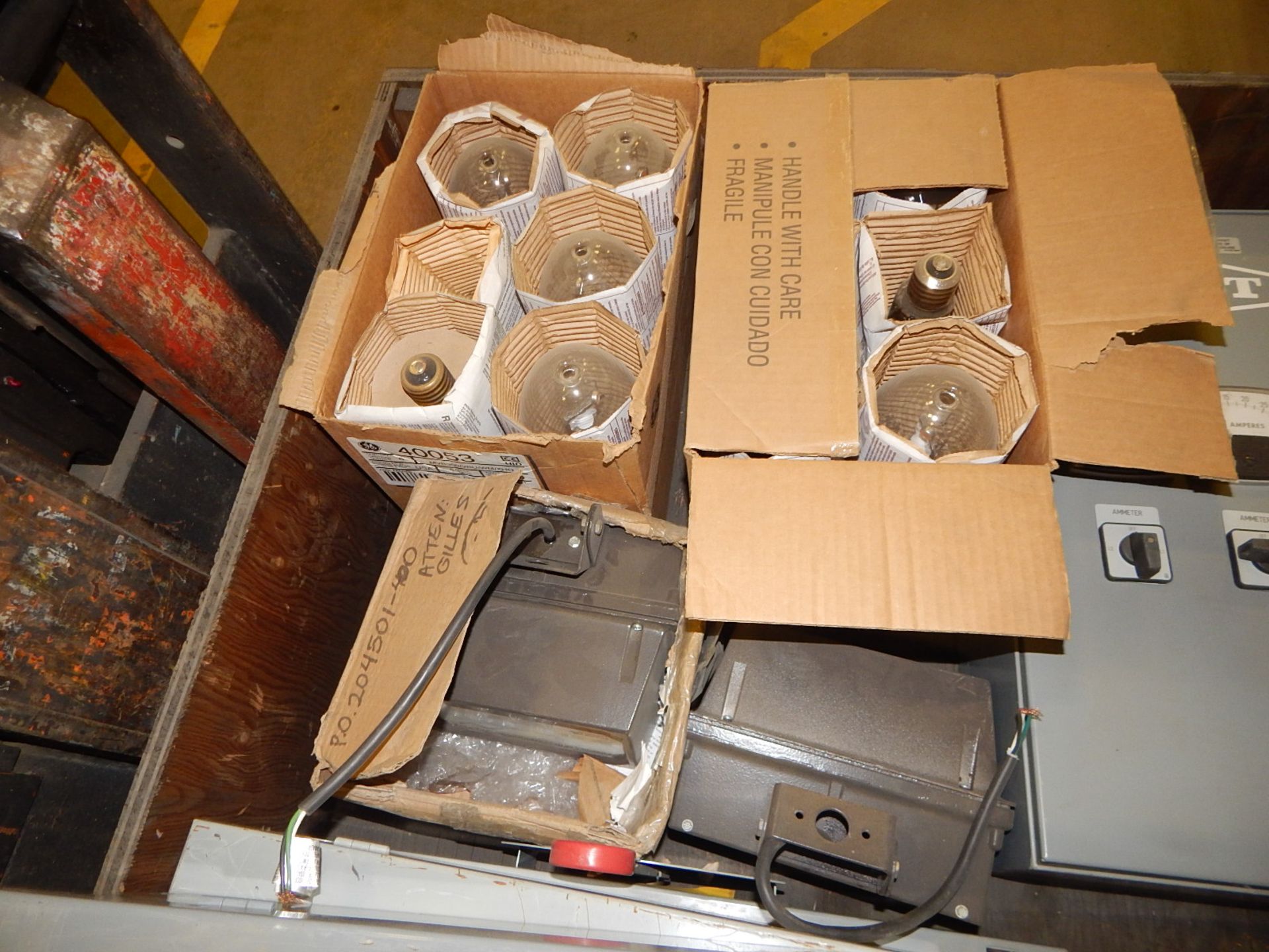 LOT/ ELECTRICAL SUPPLIES (CMD) - Image 3 of 4