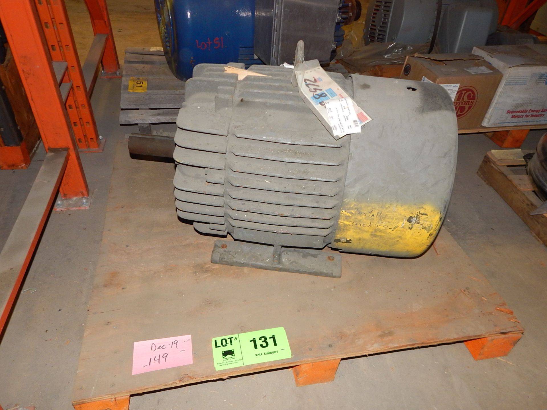 LOT/ ELECTRIC 25 HP/550V/3PH MOTOR (CMD)