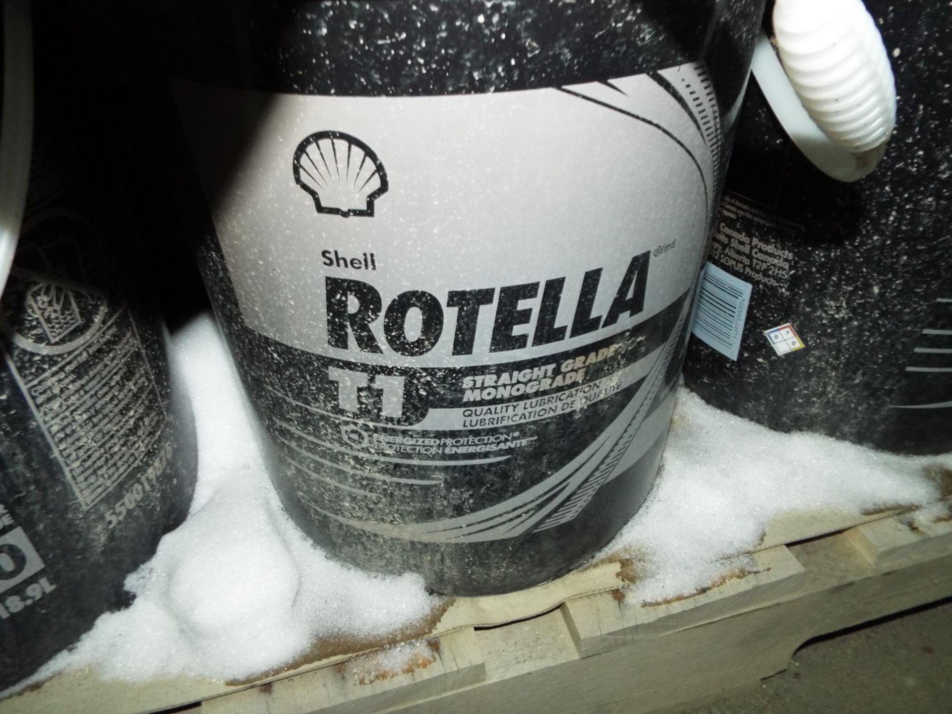 LOT/ (28) PAILS OF SHELL ROTELLA T1 HEAVY DUTY DIESEL MOTOR OIL (NS-3MM) - Image 2 of 2