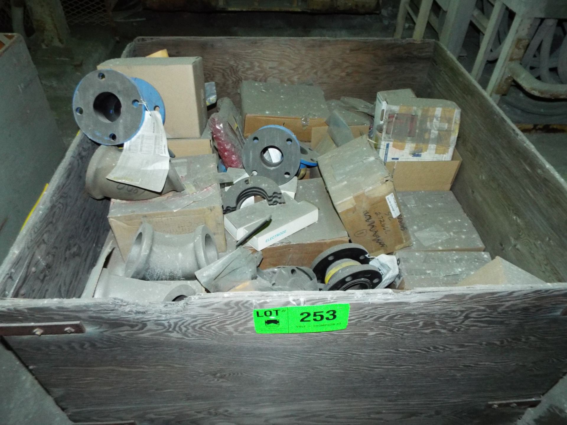 LOT/ CONTENTS OF CRATE INCLUDING BUT NOT LIMITED TO (2) 1HP, 1700RPM, 230/460V ELECTRIC MOTORS; (