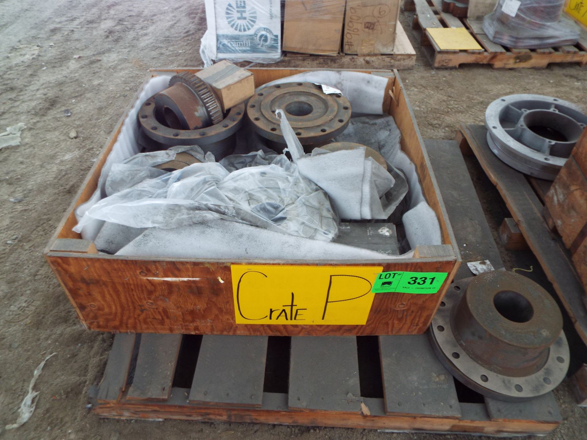 LOT/ CONTENTS OF SKID - KOERING PROVINCIAL COUPLINGS (CRATE P)