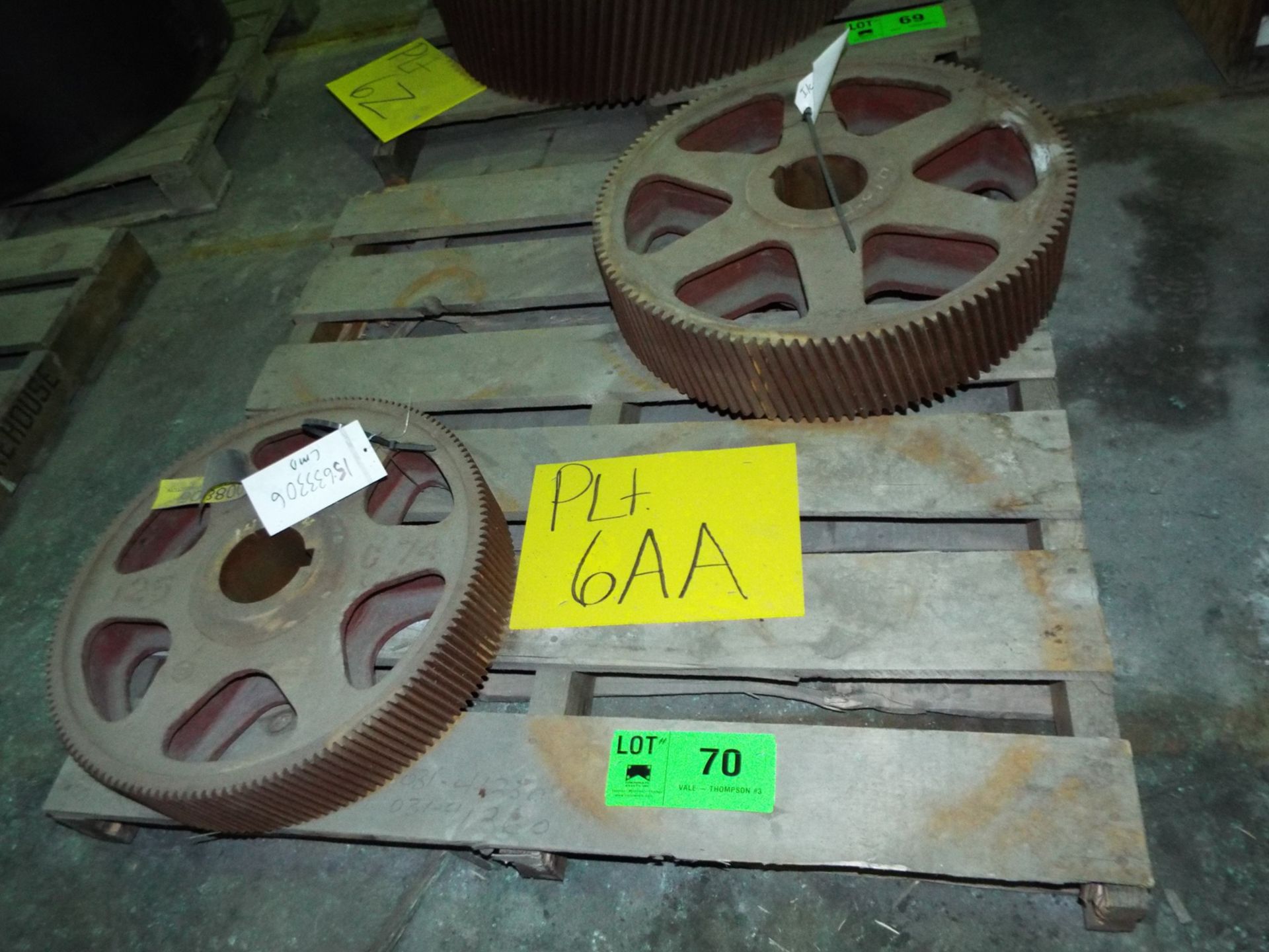 LOT/ (2) HAMILTON GEAR SPEED REDUCER GEARS (PLT 6AA)